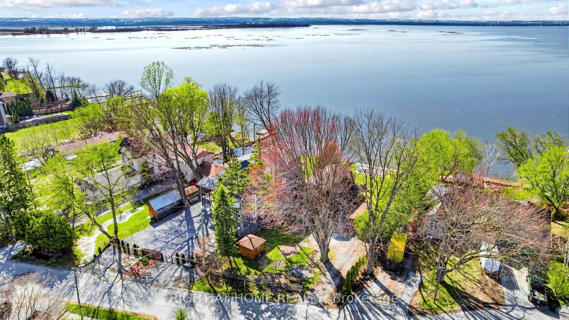 Photo 5 of 36 Shirlea Boulevard, Georgina, Keswick South — HOMEH