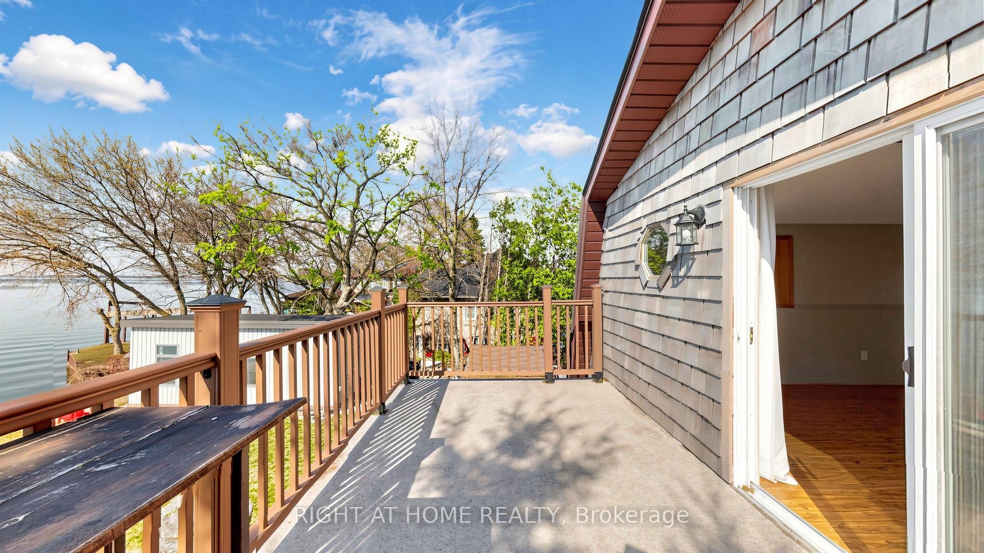 Photo 30 of 36 Shirlea Boulevard, Georgina, Keswick South — HOMEH