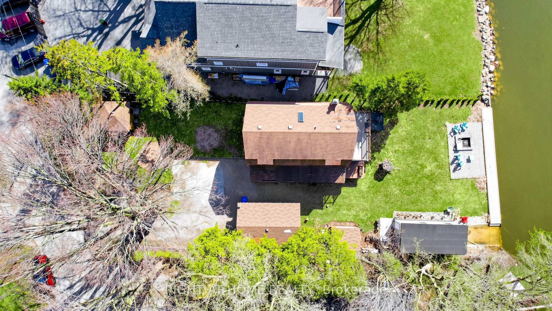 Photo 47 of 36 Shirlea Boulevard, Georgina, Keswick South — HOMEH