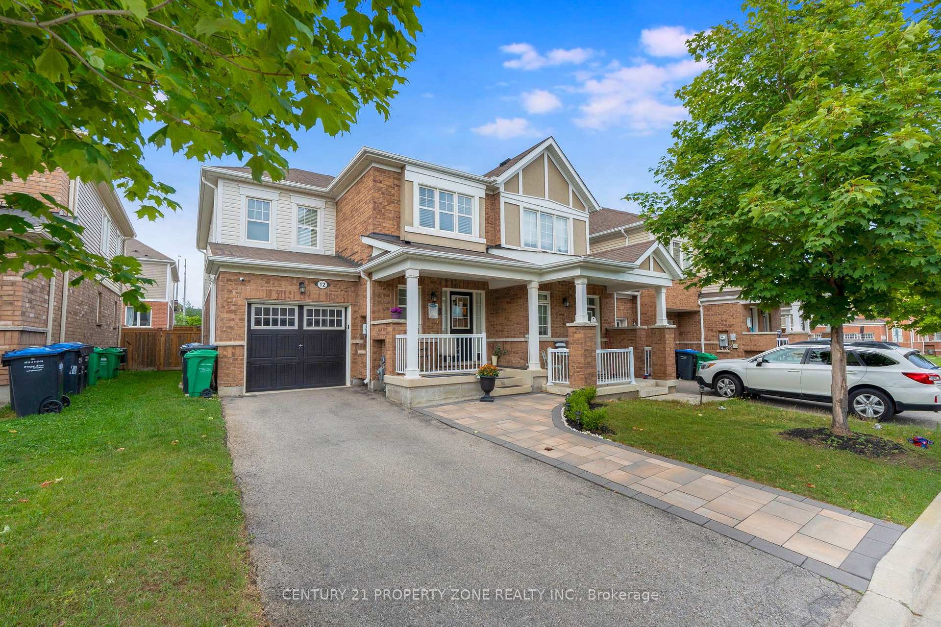 Photo 2 of 12 Lothbury Drive, Brampton, Northwest Brampton — HOMEH