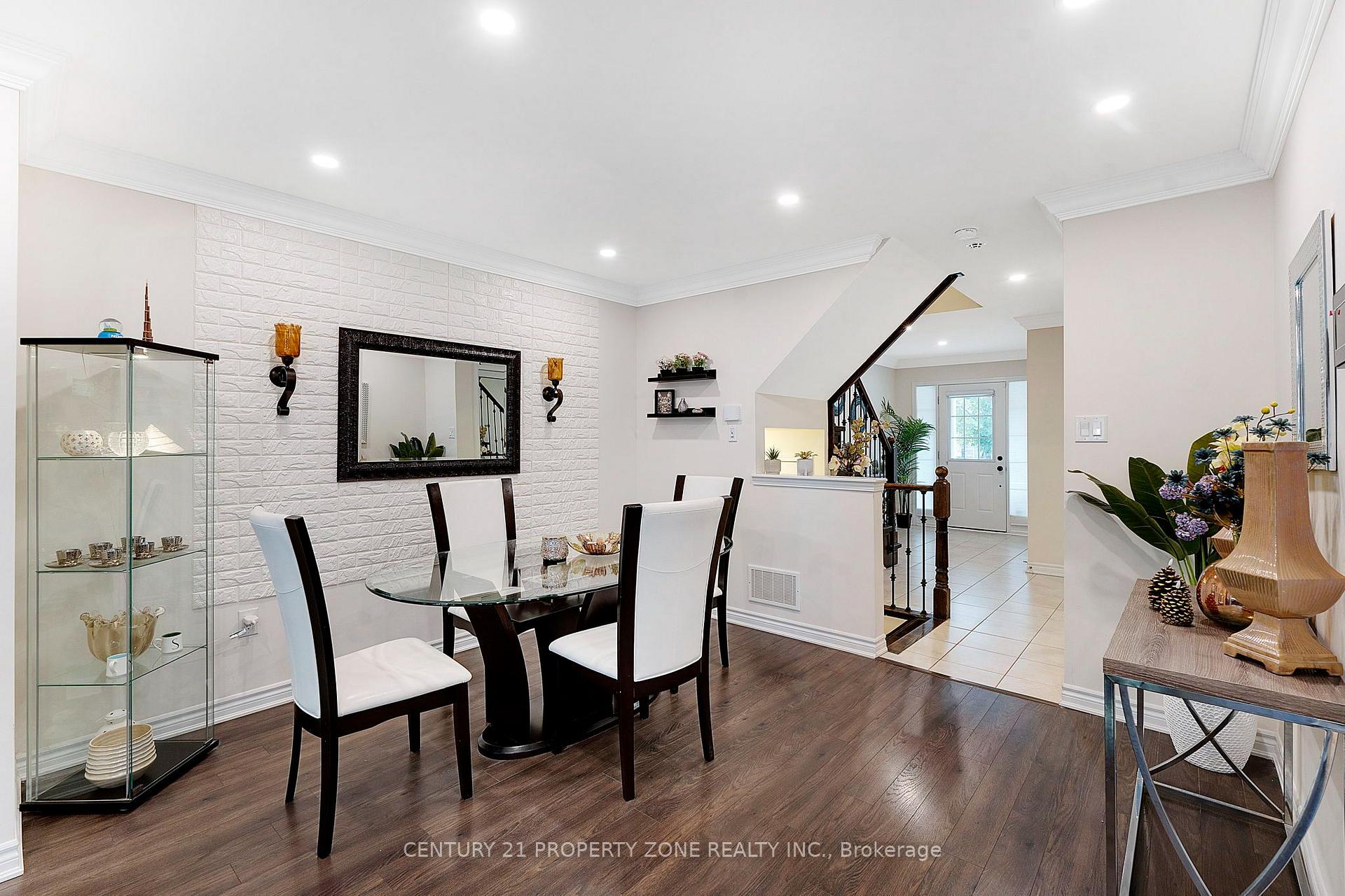 Photo 8 of 12 Lothbury Drive, Brampton, Northwest Brampton — HOMEH