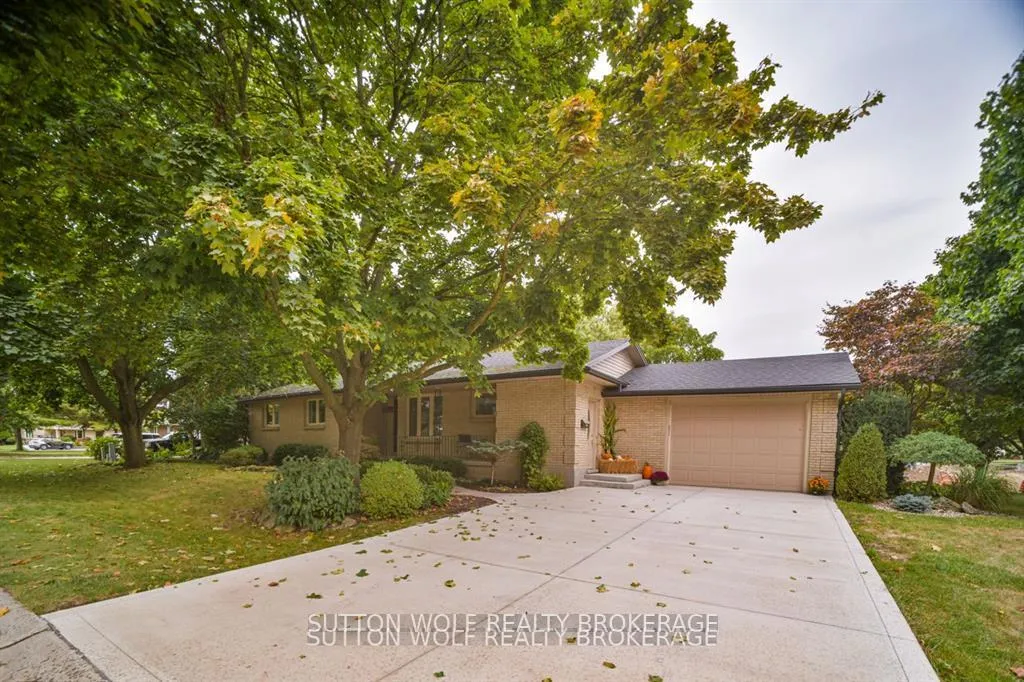 Photo 3 of 60 Sunset Avenue, Warwick, Watford — HOMEH