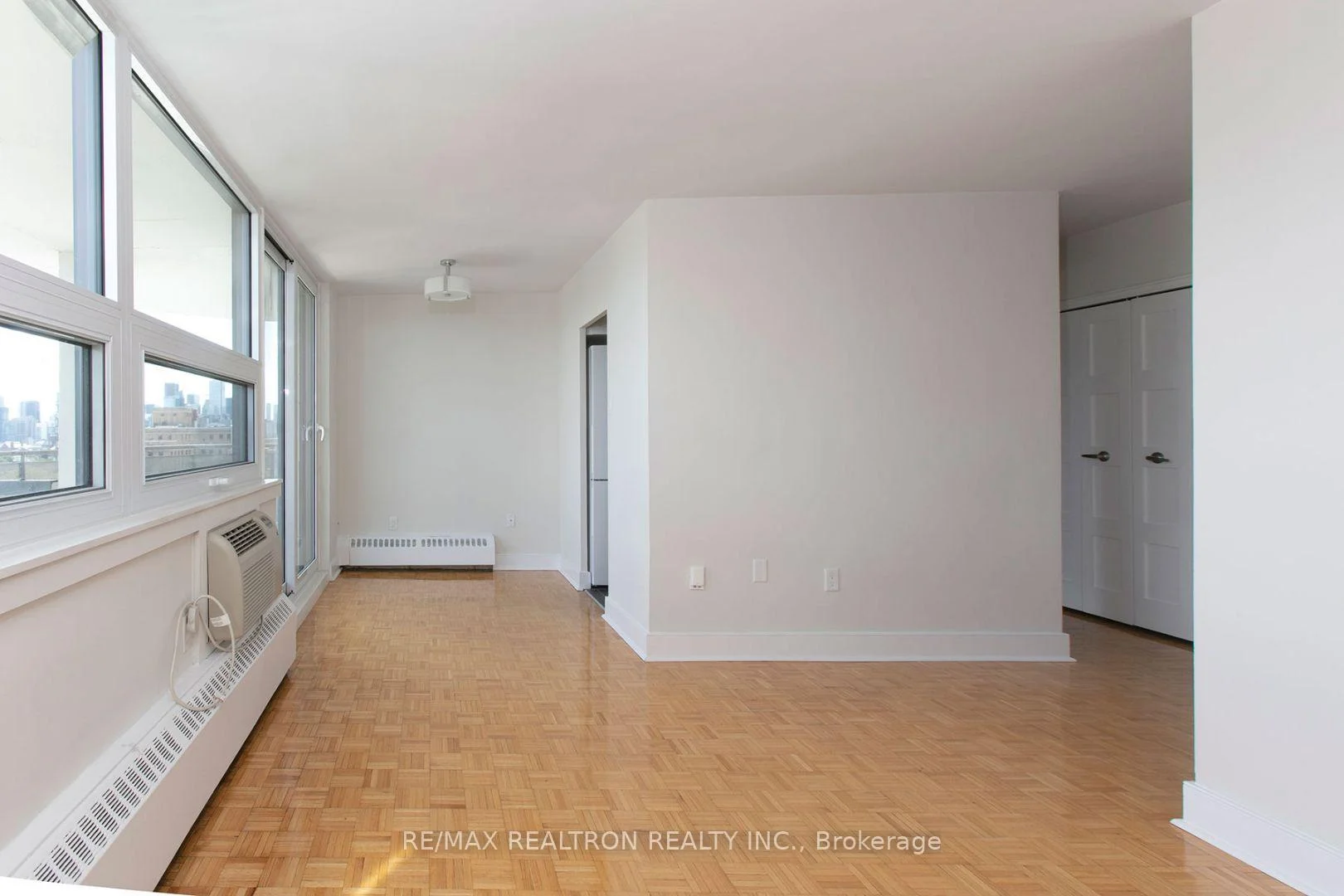 Photo 1 of Unit 804, 485 Huron Street, Toronto, The Annex — HOMEH