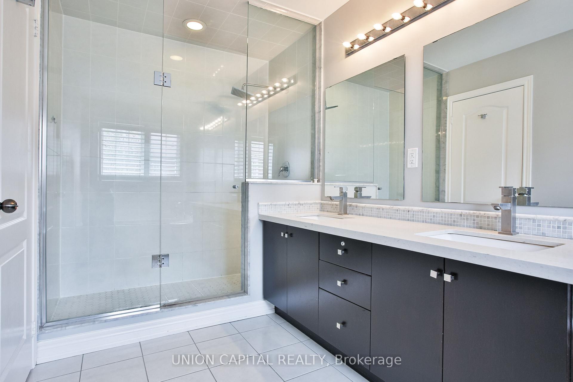 Photo 21 of 3 Lindvest Crescent, Vaughan, Patterson — HOMEH