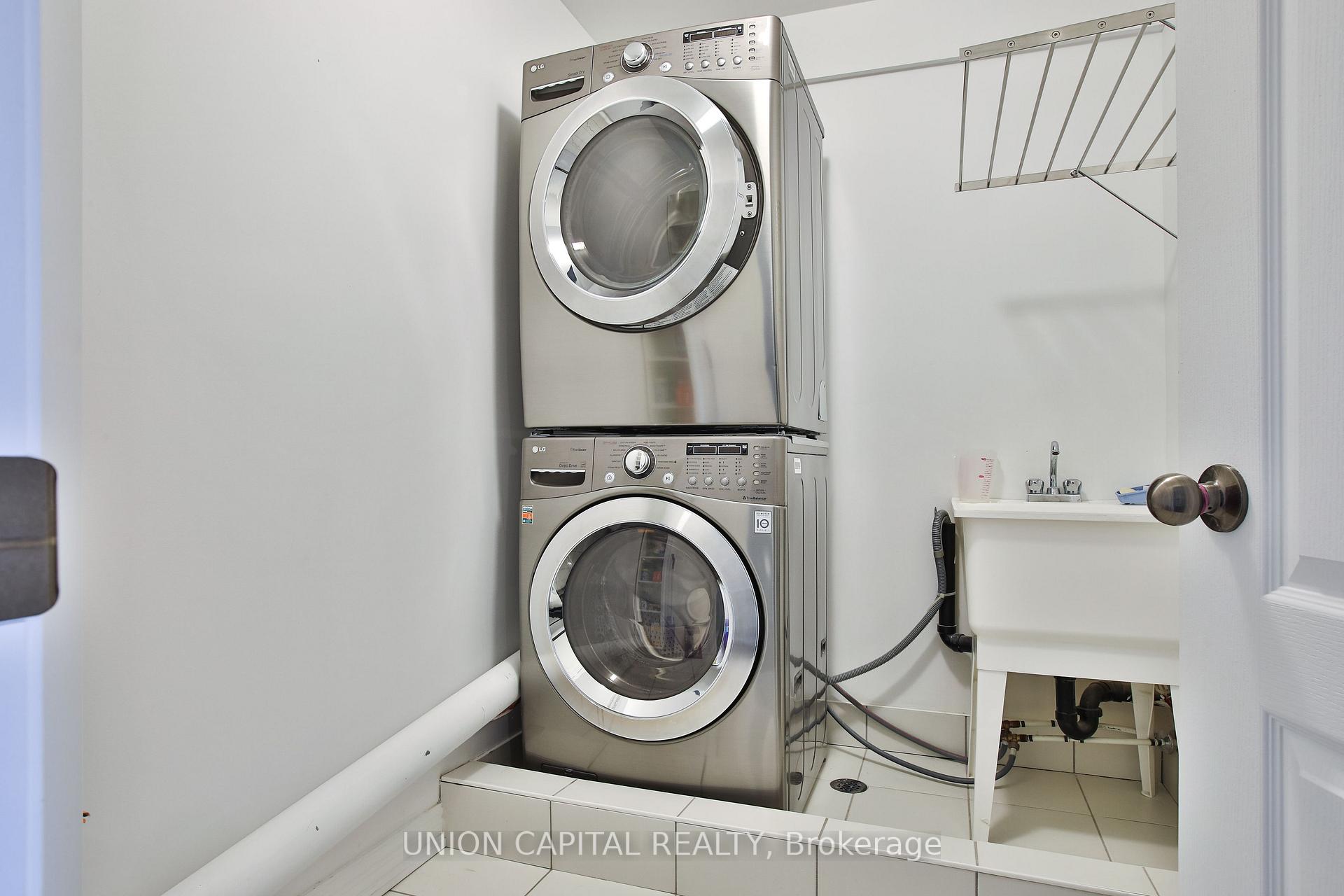 Photo 28 of 3 Lindvest Crescent, Vaughan, Patterson — HOMEH