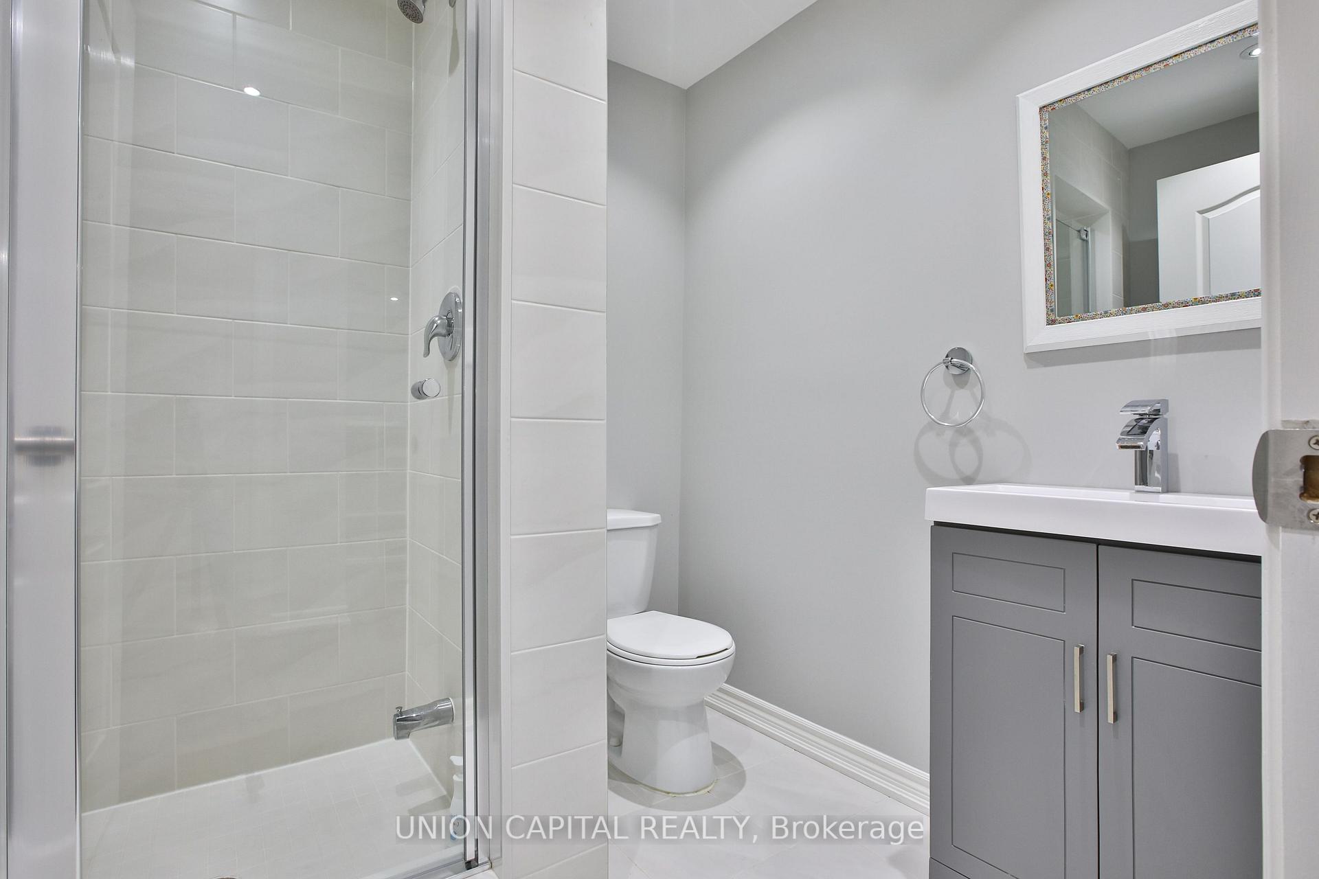 Photo 31 of 3 Lindvest Crescent, Vaughan, Patterson — HOMEH