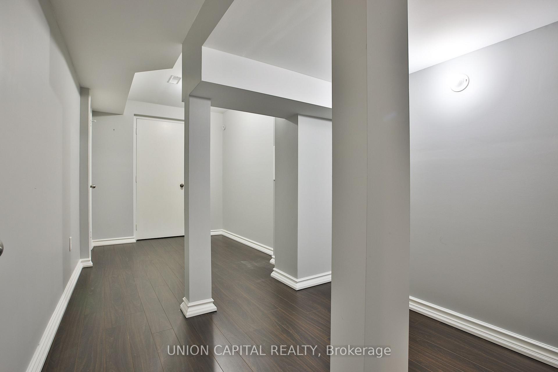 Photo 32 of 3 Lindvest Crescent, Vaughan, Patterson — HOMEH