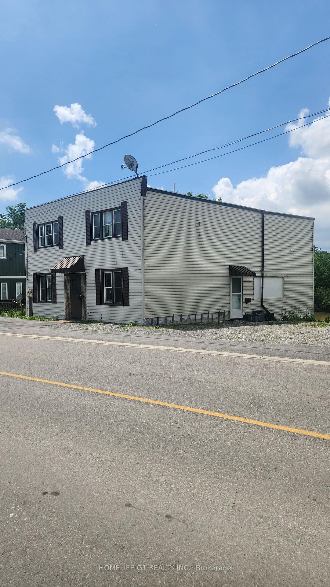 Photo 1 of 42 Riverside Drive, Welland, Broadway — HOMEH