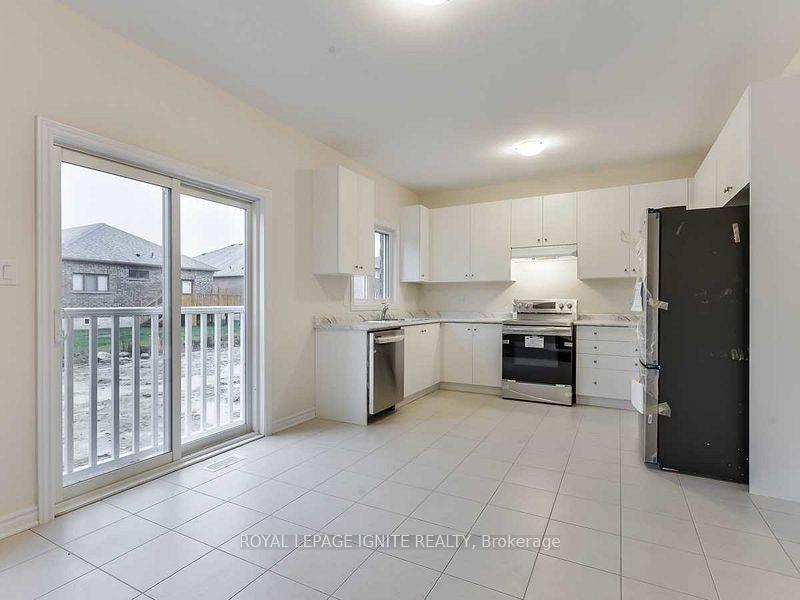 Photo 11 of 21 Furniss Street, Brock, Beaverton — HOMEH