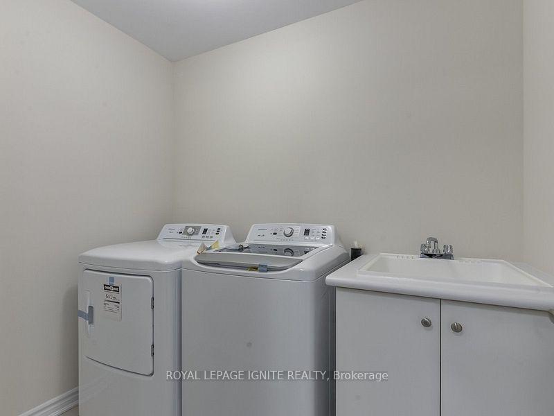 Photo 23 of 21 Furniss Street, Brock, Beaverton — HOMEH