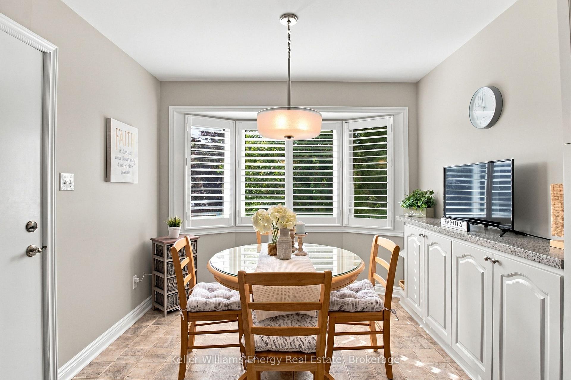 Photo 16 of 30 Alderbrook Drive, Clarington, Courtice — HOMEH