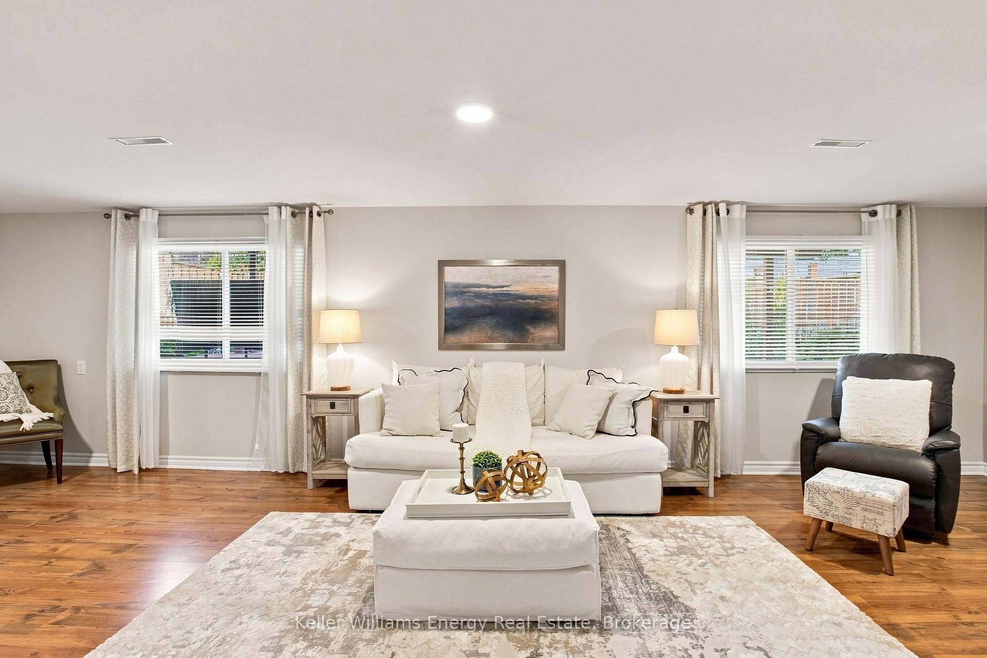 Photo 27 of 30 Alderbrook Drive, Clarington, Courtice — HOMEH