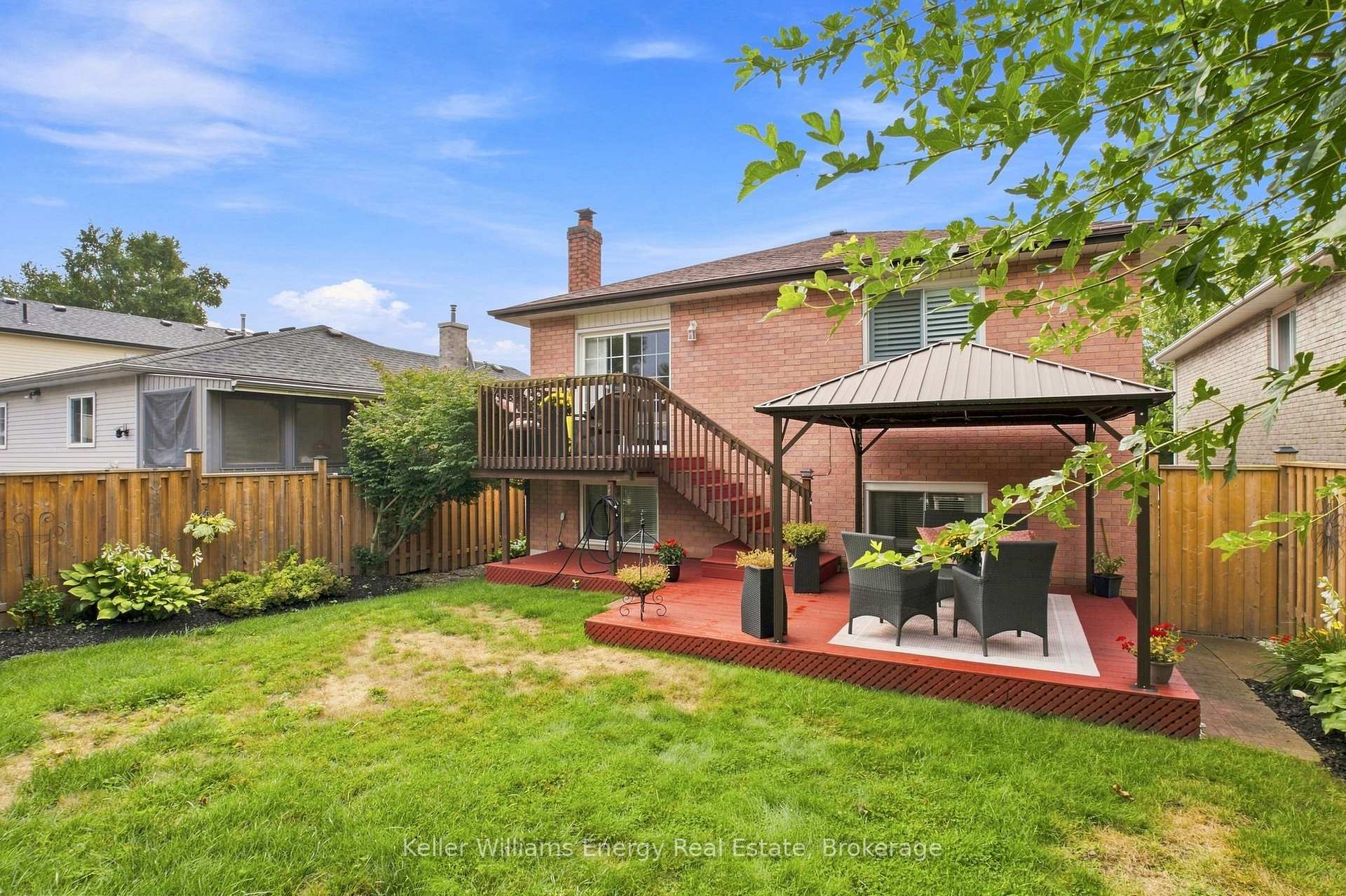 Photo 37 of 30 Alderbrook Drive, Clarington, Courtice — HOMEH
