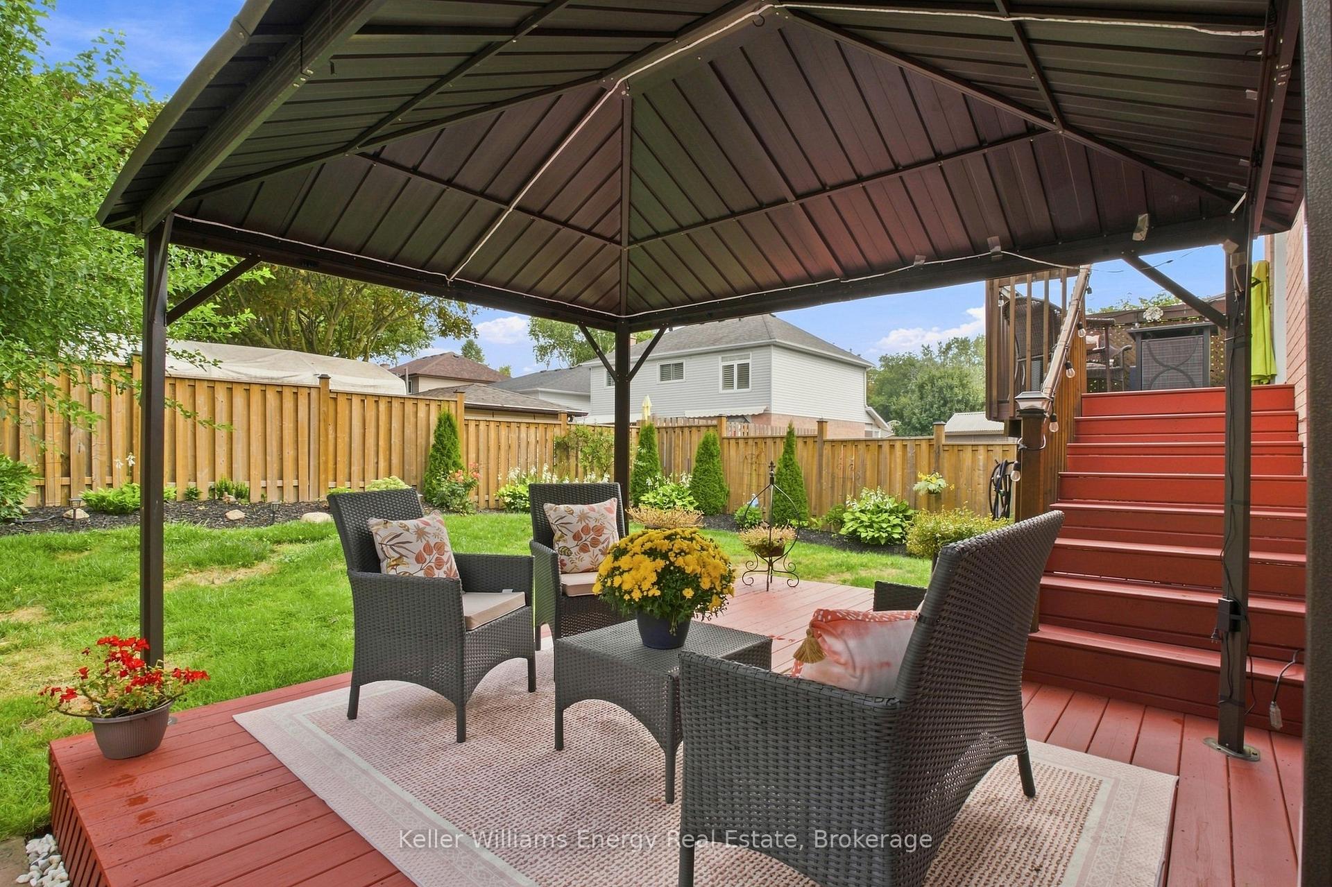 Photo 38 of 30 Alderbrook Drive, Clarington, Courtice — HOMEH