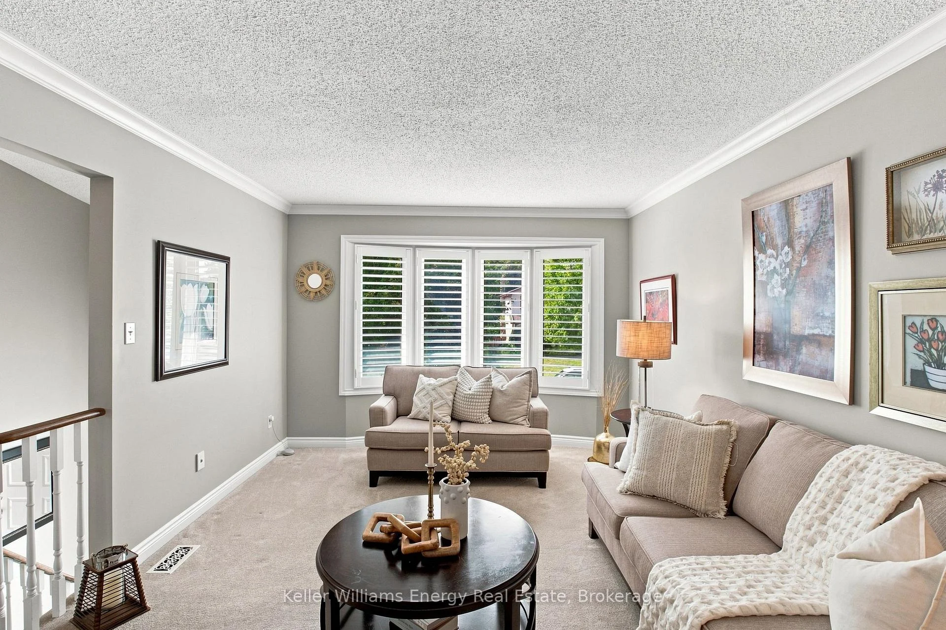 Photo 8 of 30 Alderbrook Drive, Clarington, Courtice — HOMEH