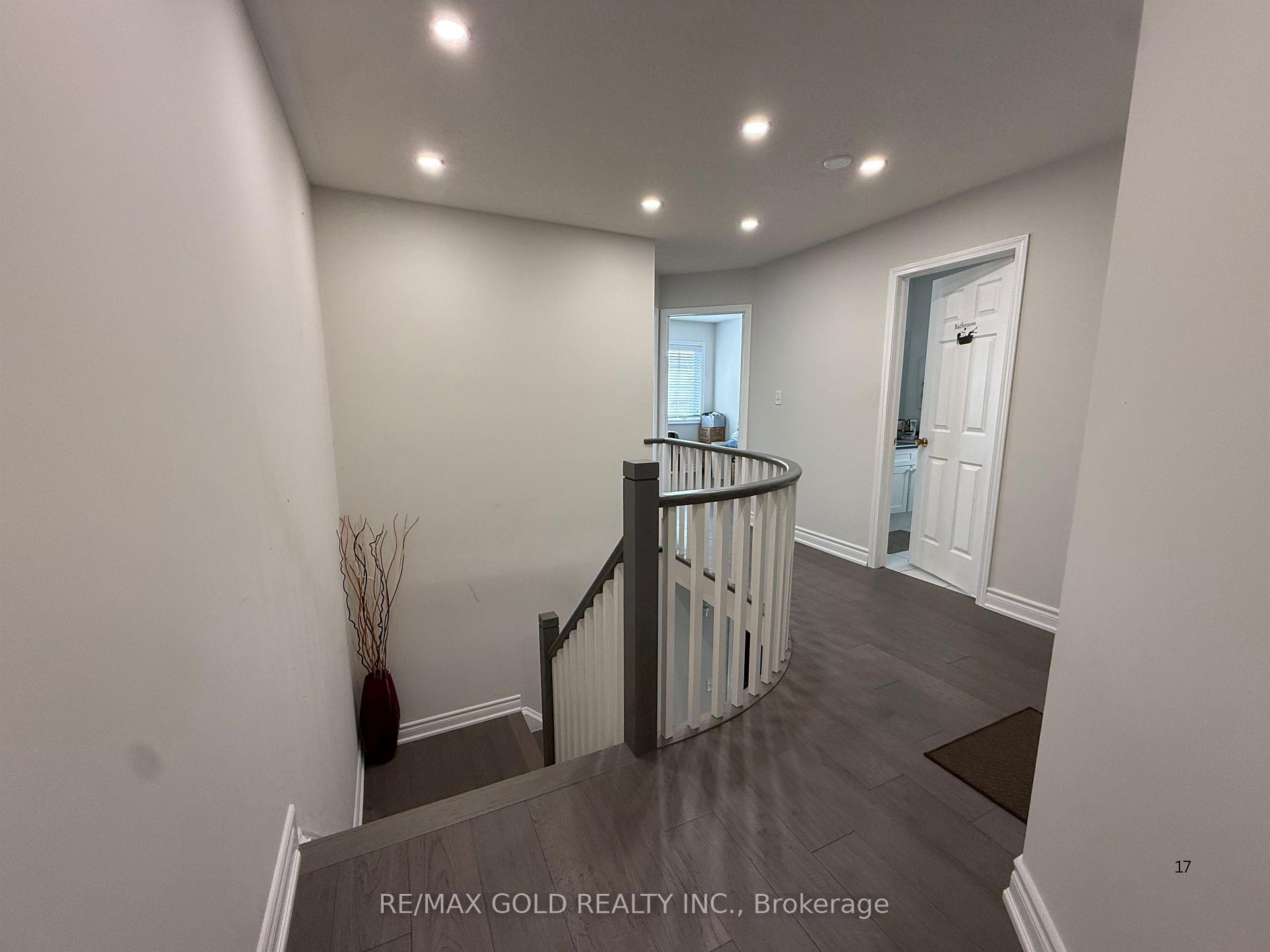 Photo 15 of 13 Eastway Street, Brampton, Gore Industrial North — HOMEH