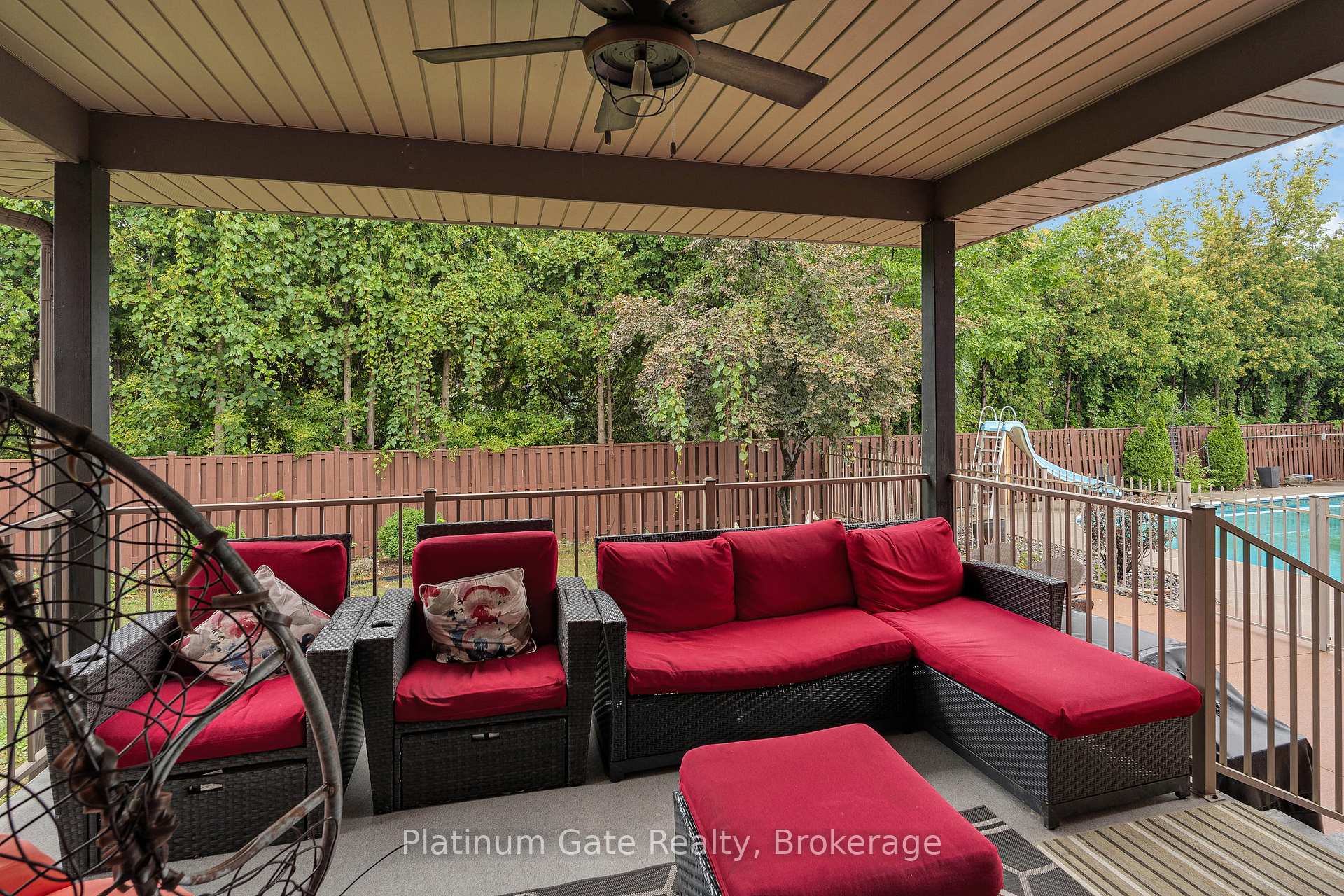 Photo 6 of 150 Seymour Crescent, Lakeshore — HOMEH