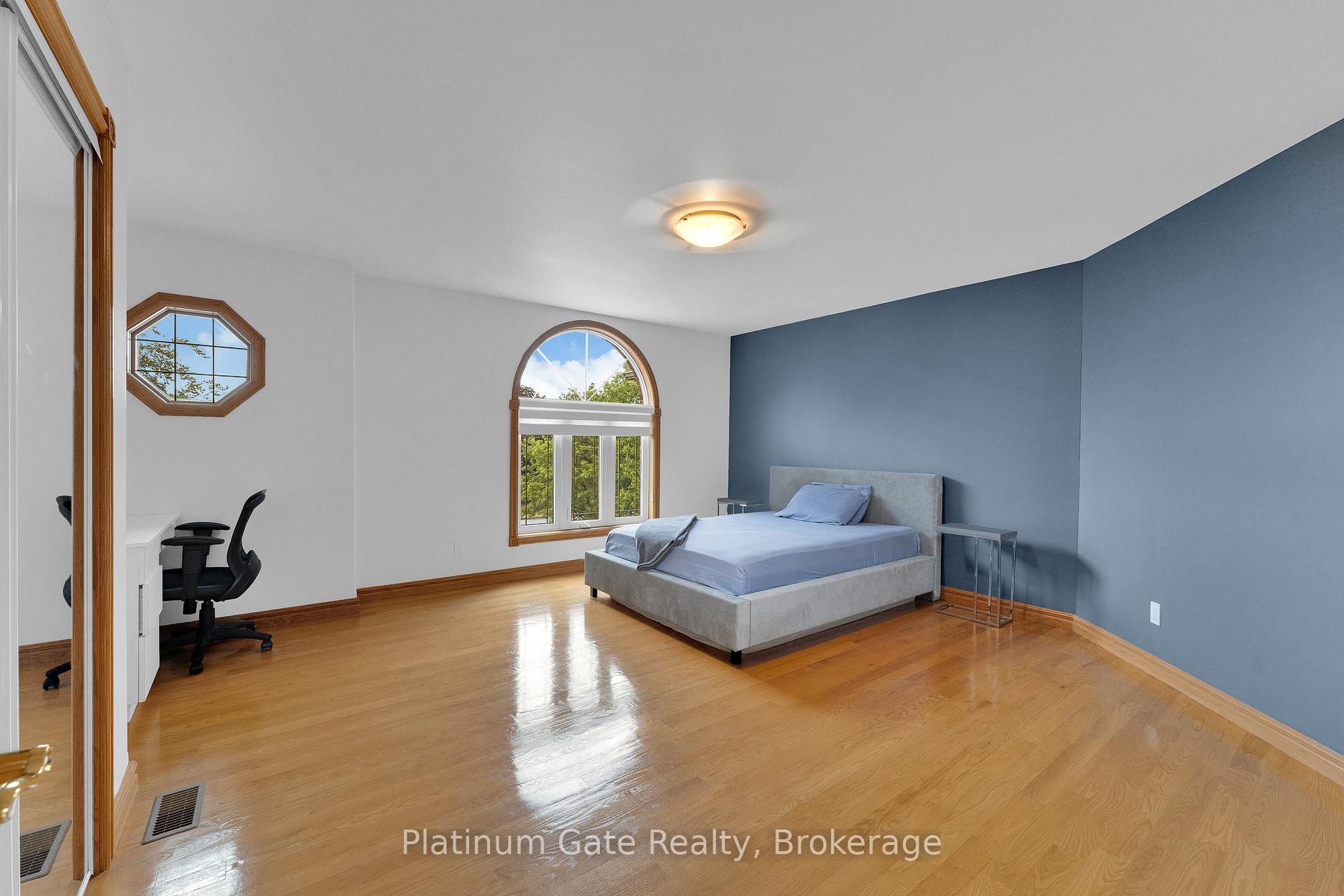 Photo 41 of 150 Seymour Crescent, Lakeshore — HOMEH