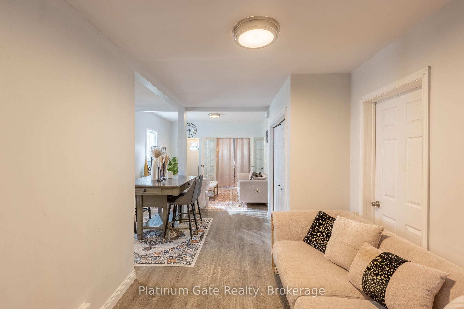 Photo 18 of 1036-40 Gladstone Avenue, Windsor — HOMEH