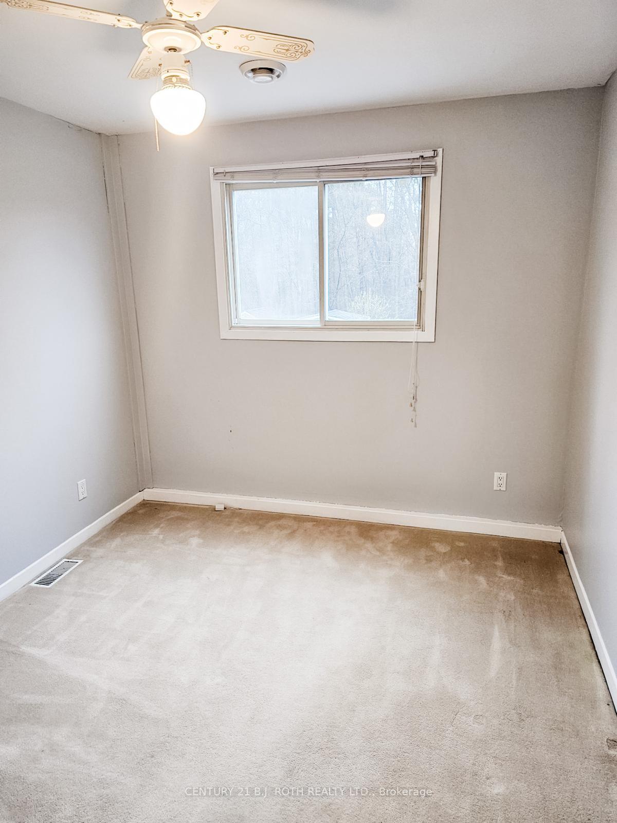 Photo 16 of 33 Beaumaur Drive, Penetanguishene — HOMEH