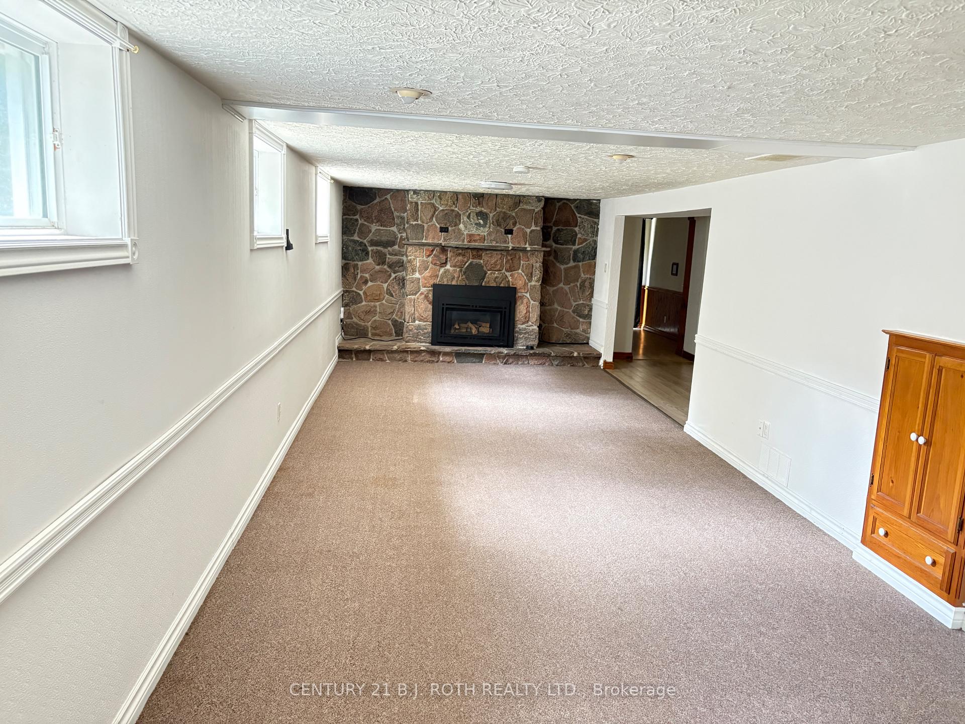 Photo 22 of 33 Beaumaur Drive, Penetanguishene — HOMEH