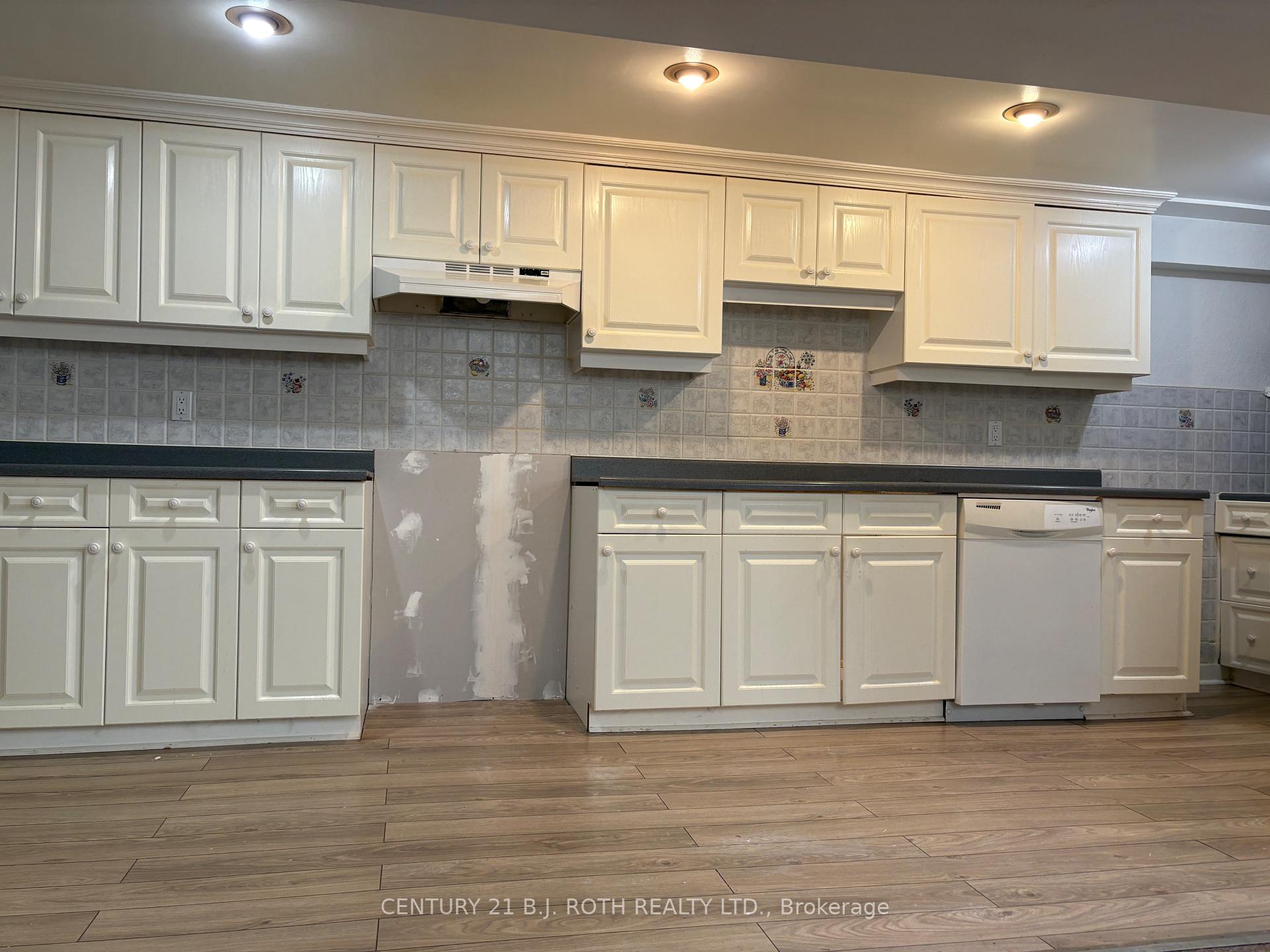 Photo 35 of 33 Beaumaur Drive, Penetanguishene — HOMEH