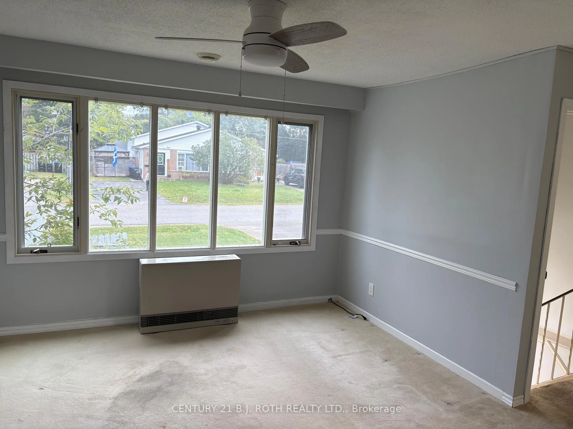 Photo 12 of 33 Beaumaur Drive, Penetanguishene — HOMEH