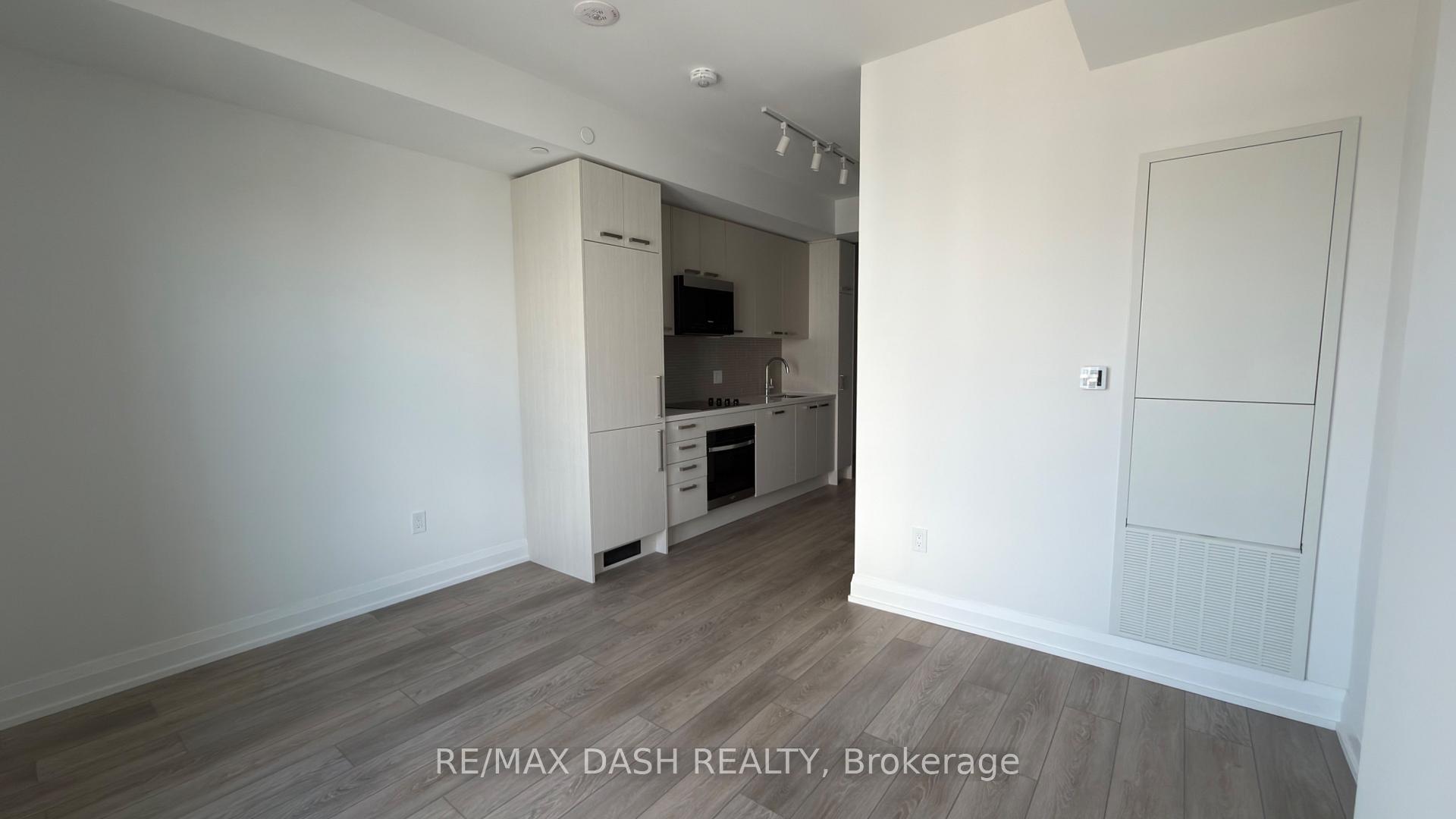 Photo 9 of Unit 3601, 20 Soudan Avenue, Toronto, Mount Pleasant West — HOMEH