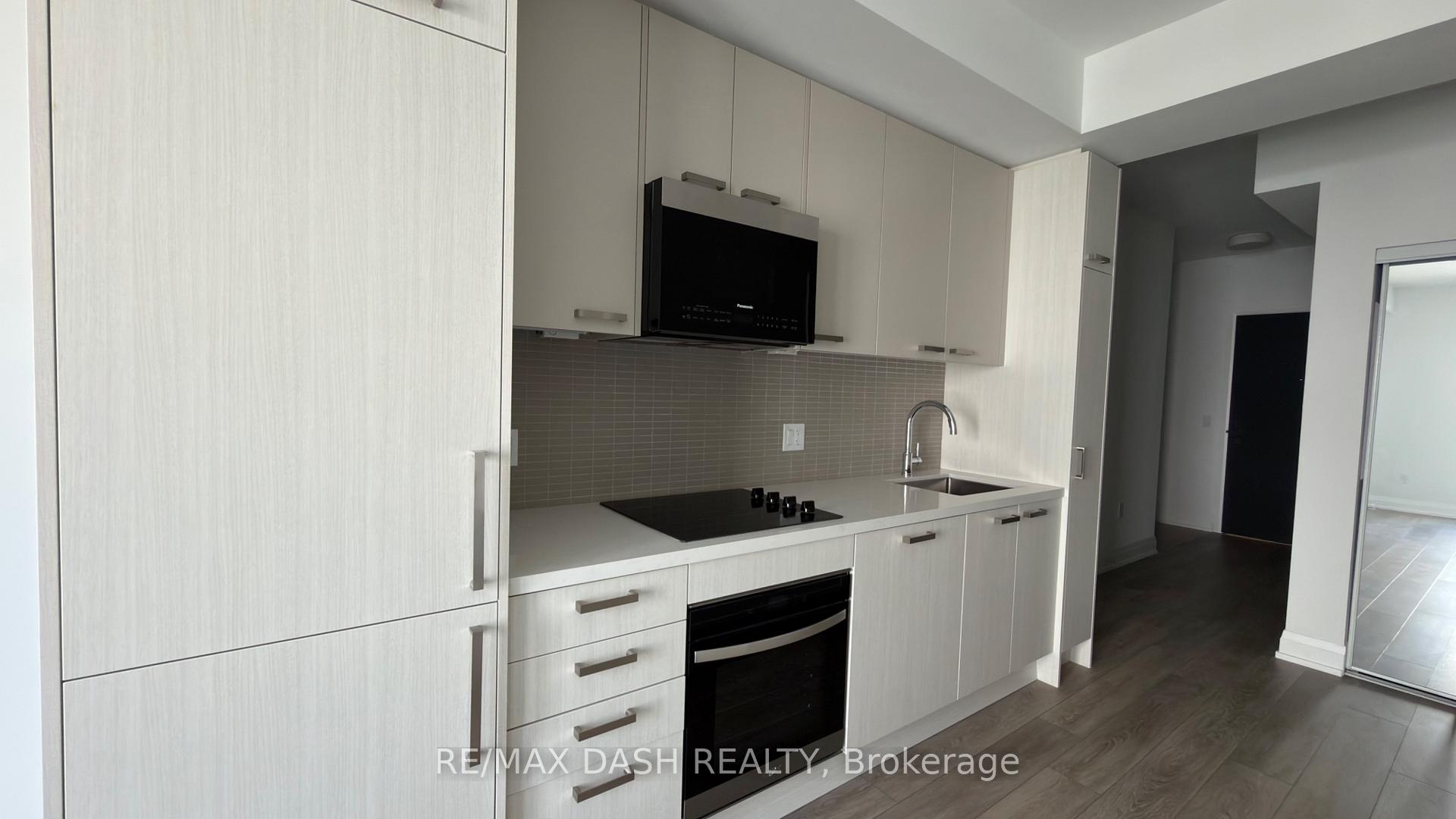 Photo 10 of Unit 3601, 20 Soudan Avenue, Toronto, Mount Pleasant West — HOMEH