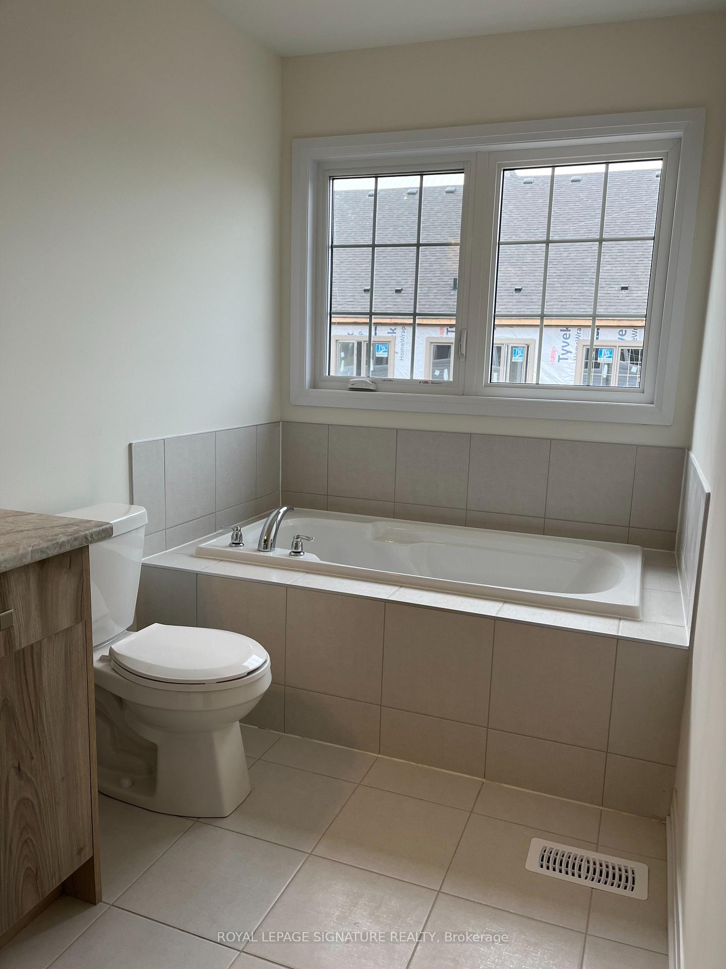 Photo 3 of 446 Adelaide Street, Wellington North, Arthur — HOMEH