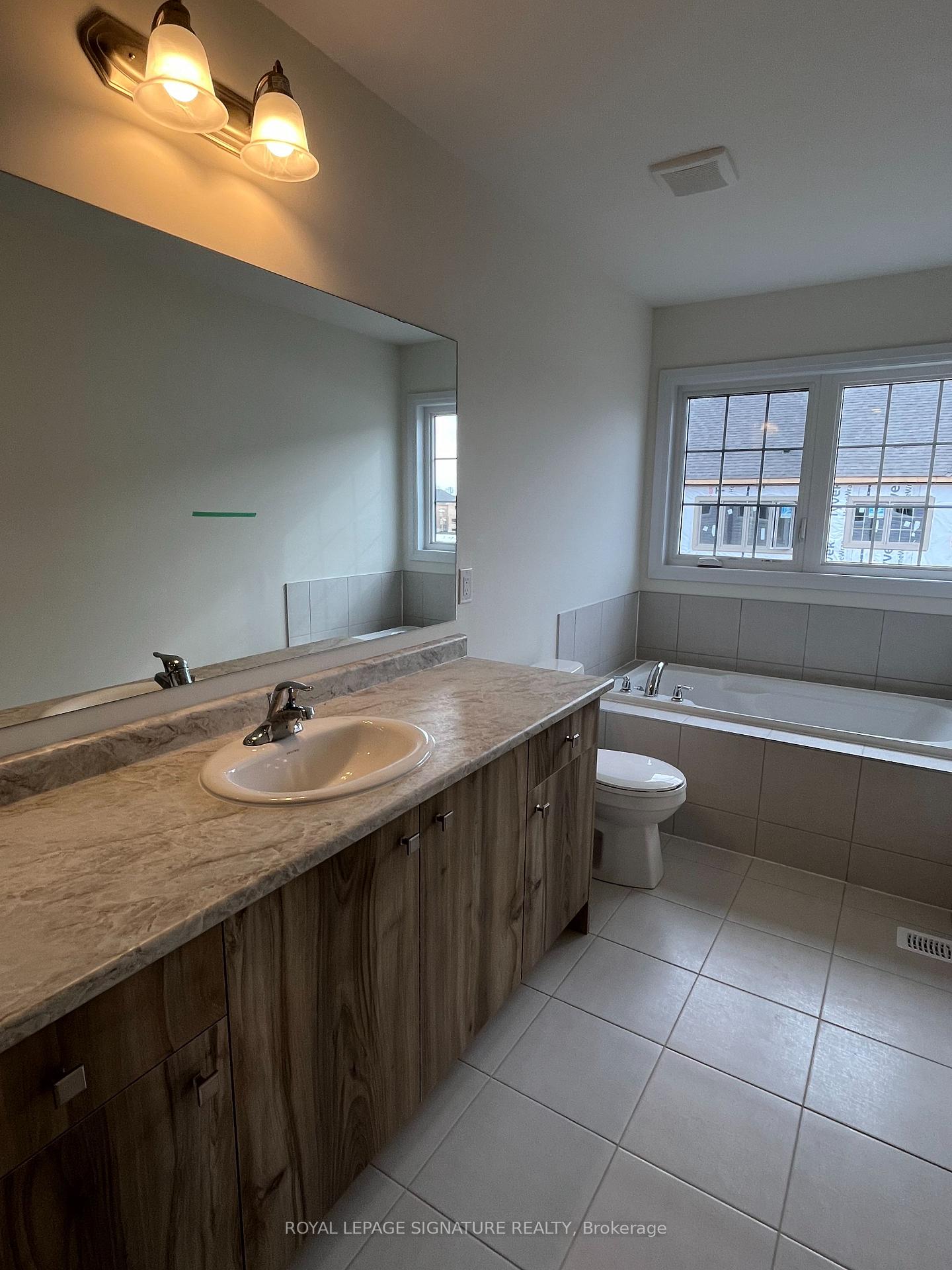 Photo 8 of 446 Adelaide Street, Wellington North, Arthur — HOMEH