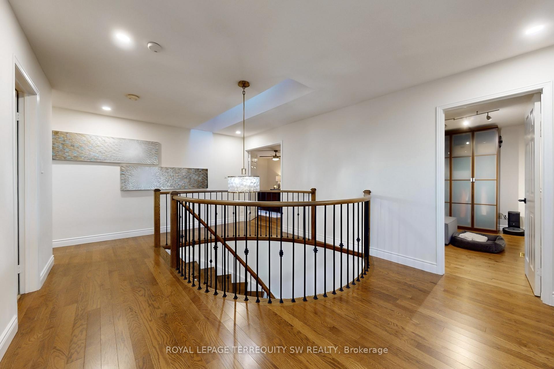Photo 17 of 8 Chalmers Court, Brampton, Heart Lake East — HOMEH