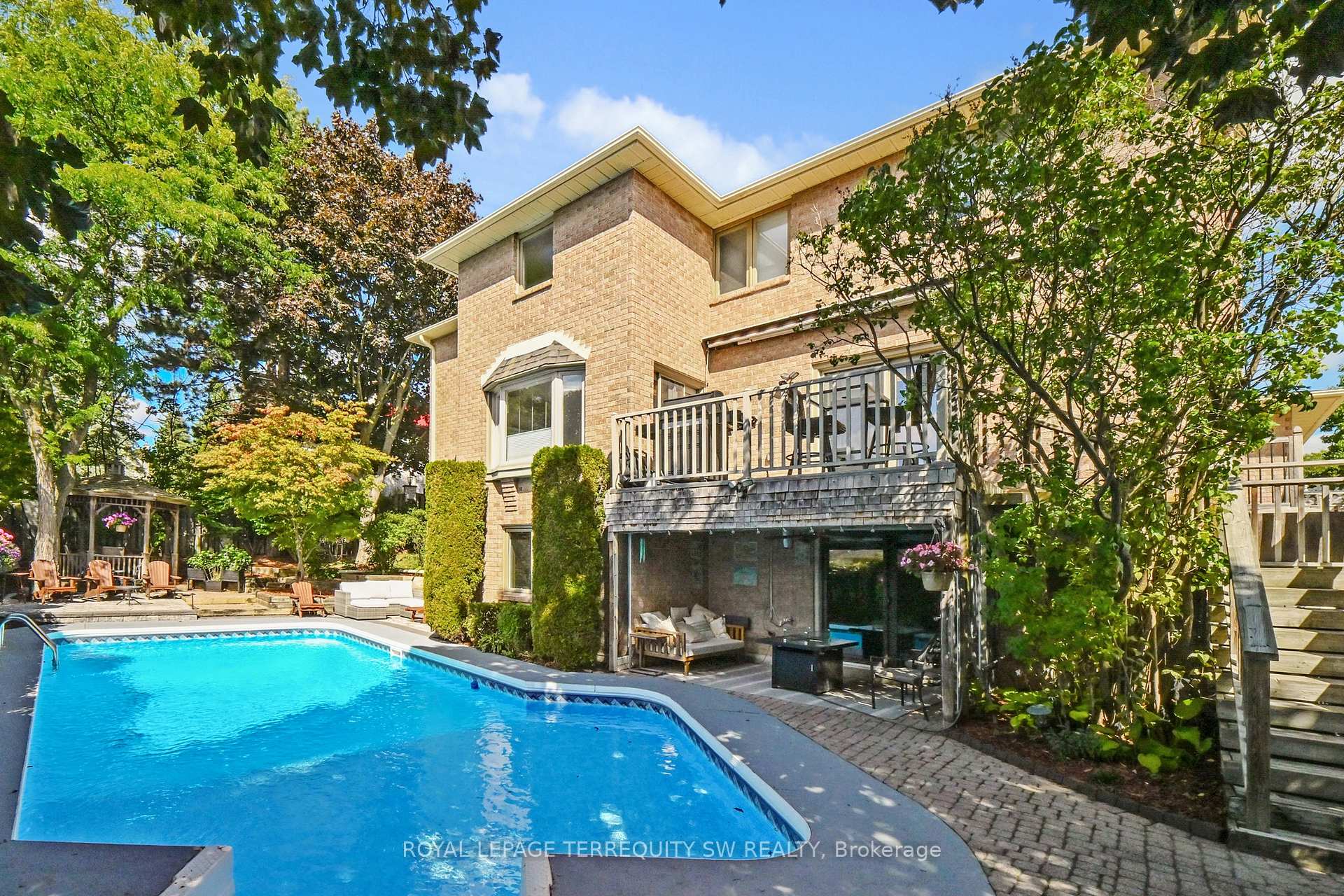 Photo 33 of 8 Chalmers Court, Brampton, Heart Lake East — HOMEH