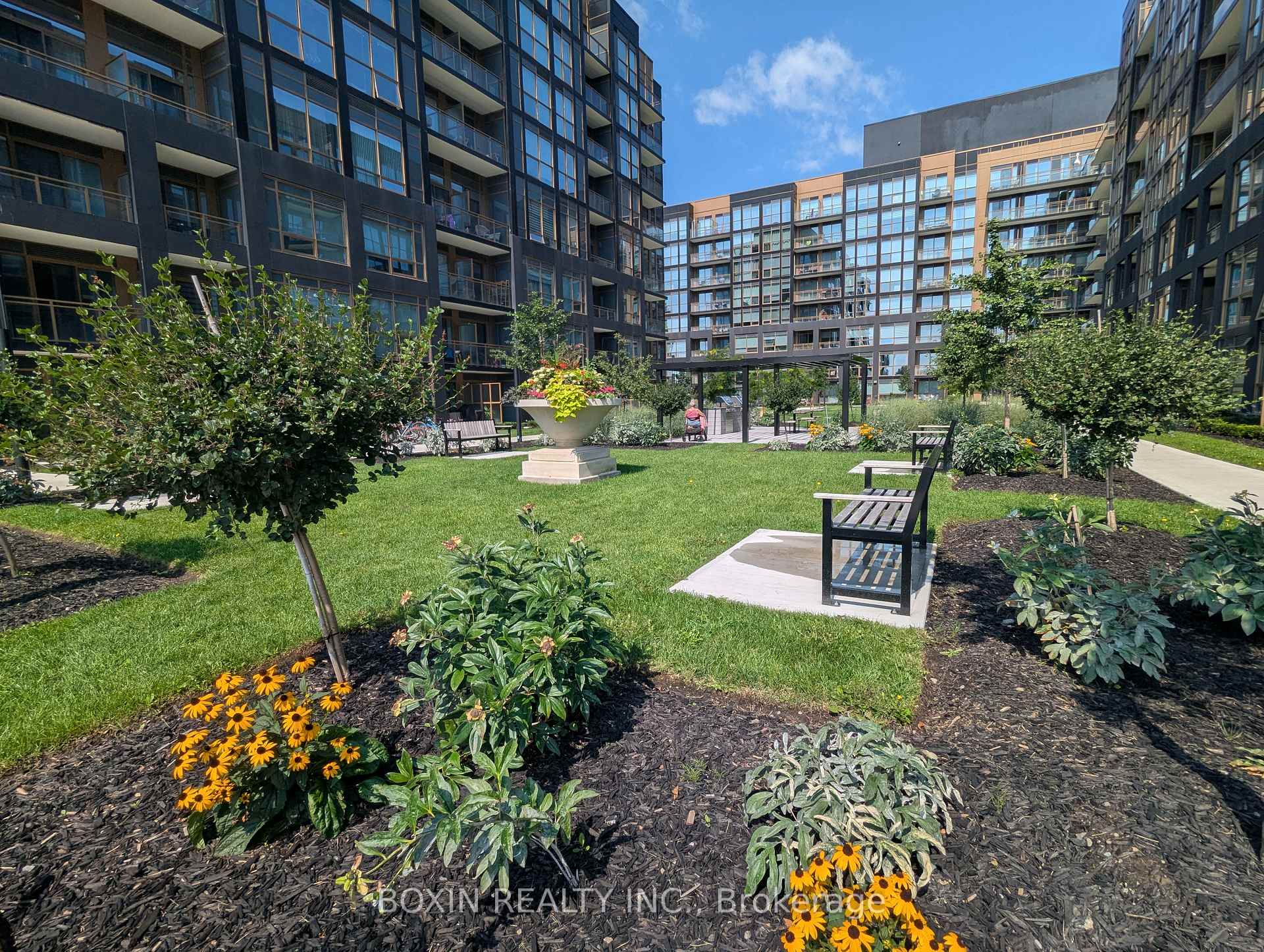 Photo 14 of Unit 106, 2343 Khalsa Gate, Oakville, Westmount — HOMEH