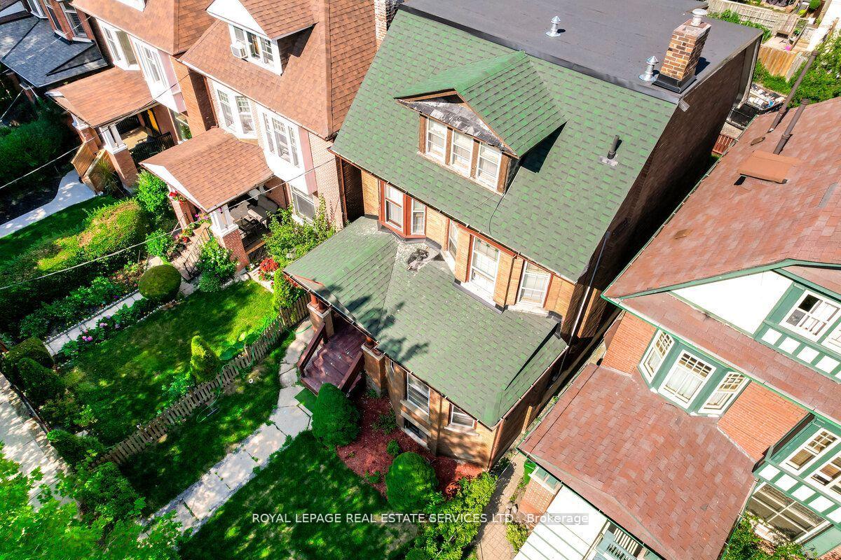 Photo 2 of 31 Tyndall Avenue, Toronto, South Parkdale — HOMEH