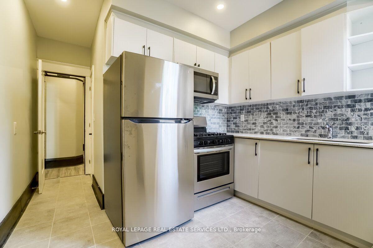Photo 9 of 31 Tyndall Avenue, Toronto, South Parkdale — HOMEH