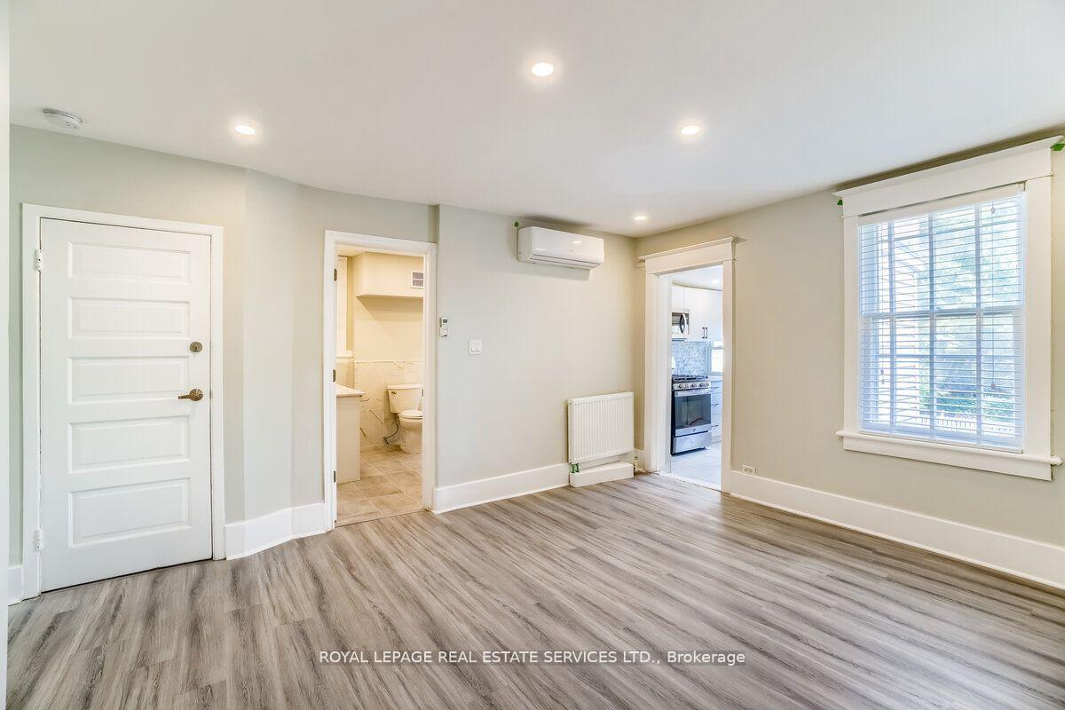 Photo 16 of 31 Tyndall Avenue, Toronto, South Parkdale — HOMEH