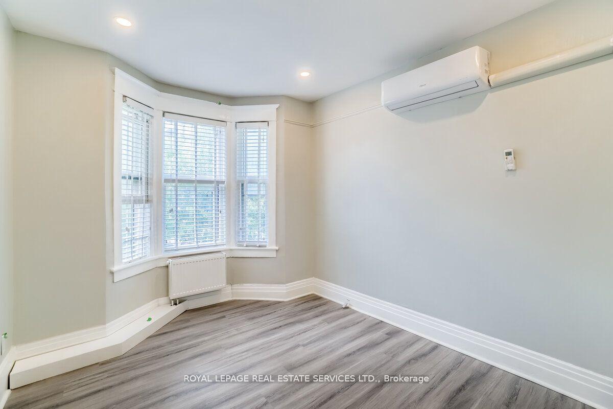 Photo 21 of 31 Tyndall Avenue, Toronto, South Parkdale — HOMEH