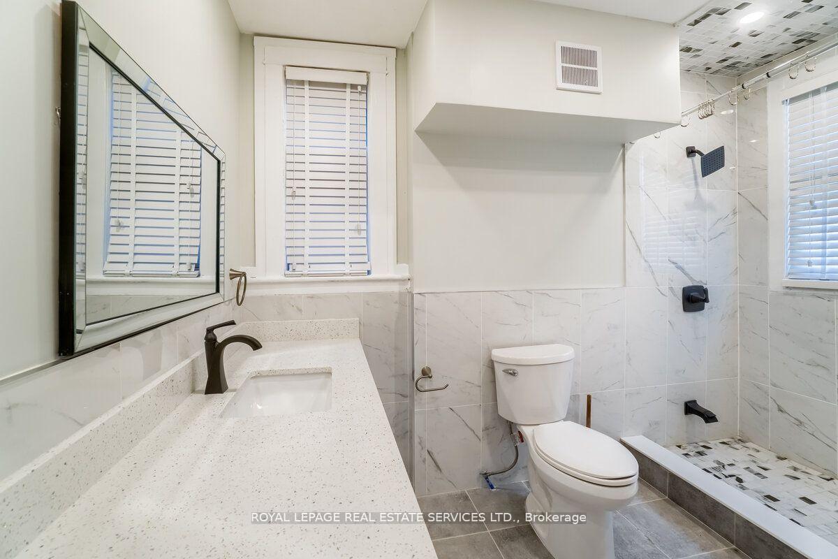 Photo 23 of 31 Tyndall Avenue, Toronto, South Parkdale — HOMEH