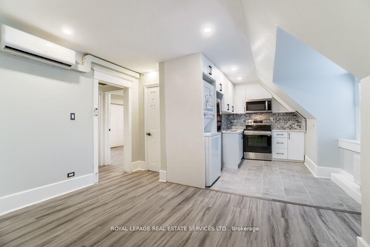 Photo 25 of 31 Tyndall Avenue, Toronto, South Parkdale — HOMEH