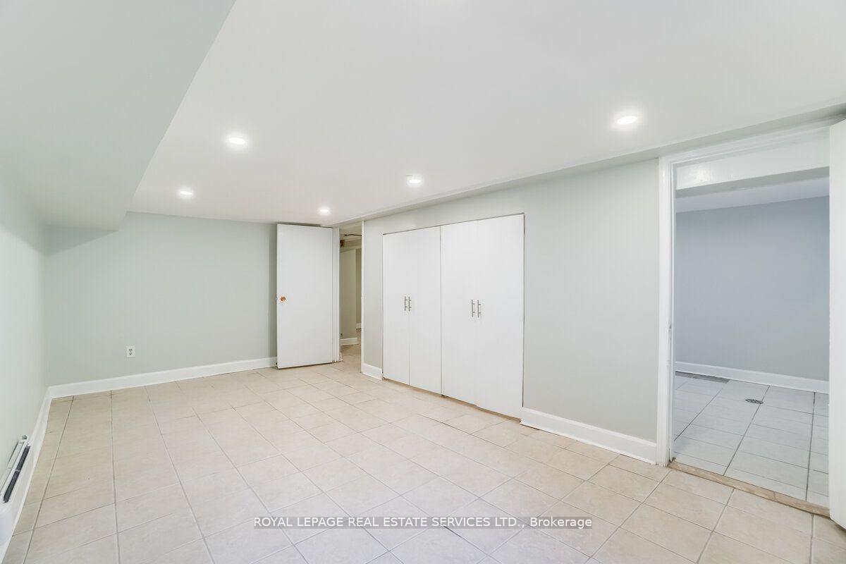 Photo 35 of 31 Tyndall Avenue, Toronto, South Parkdale — HOMEH