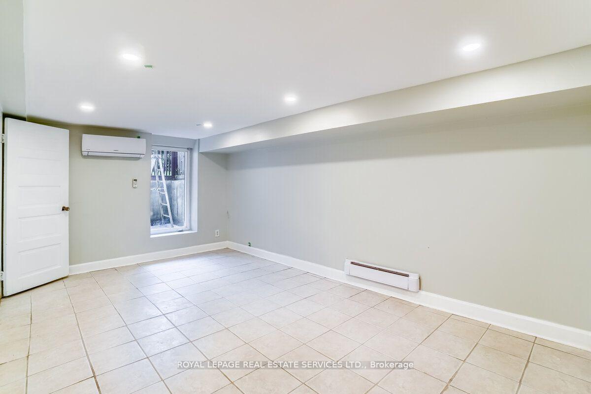 Photo 36 of 31 Tyndall Avenue, Toronto, South Parkdale — HOMEH