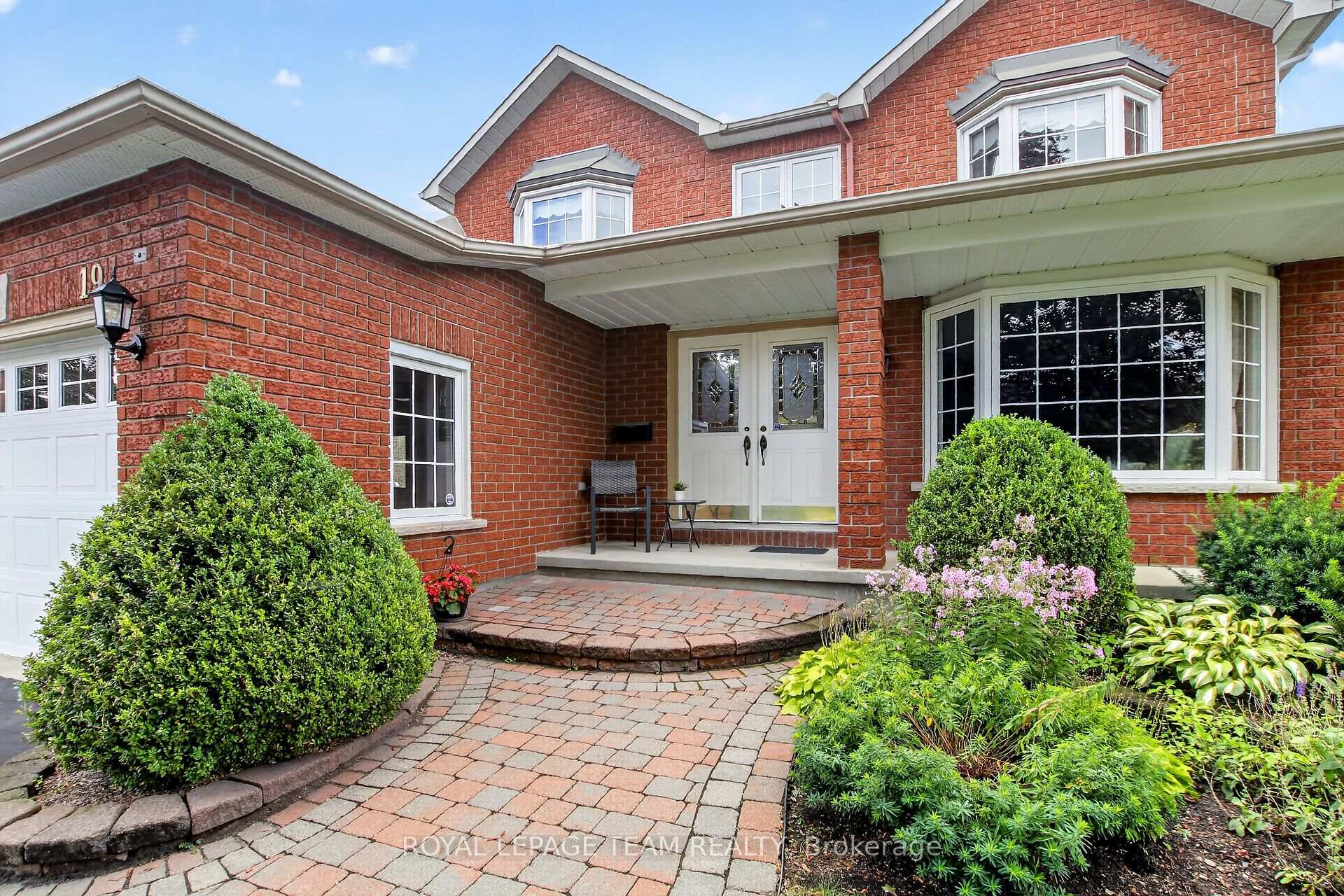 Photo 9 of 19 Slade Crescent, Ottawa, Kanata - Kanata Lakes/Heritage Hills — HOMEH
