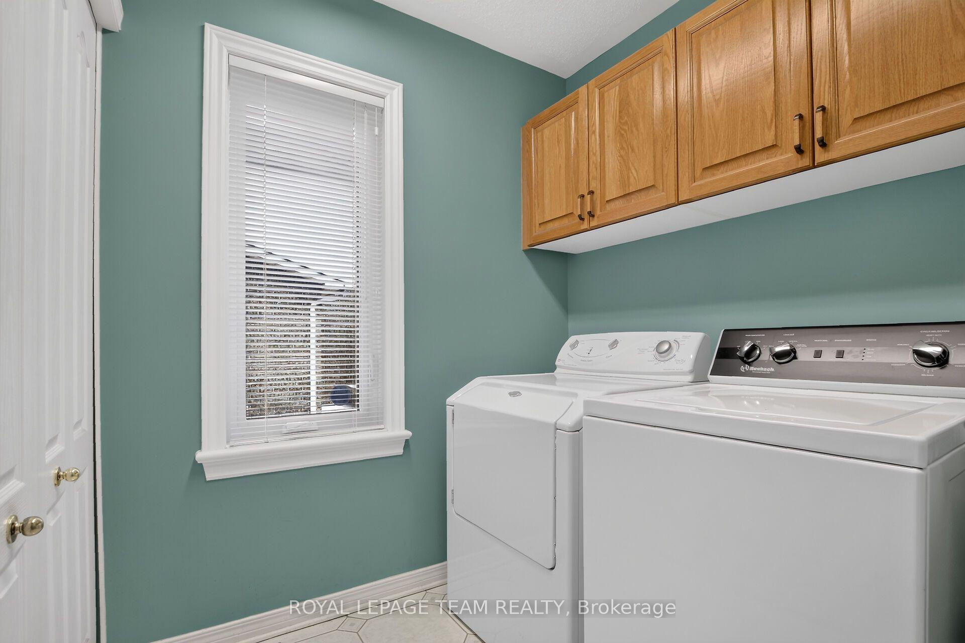 Photo 25 of 19 Slade Crescent, Ottawa, Kanata - Kanata Lakes/Heritage Hills — HOMEH