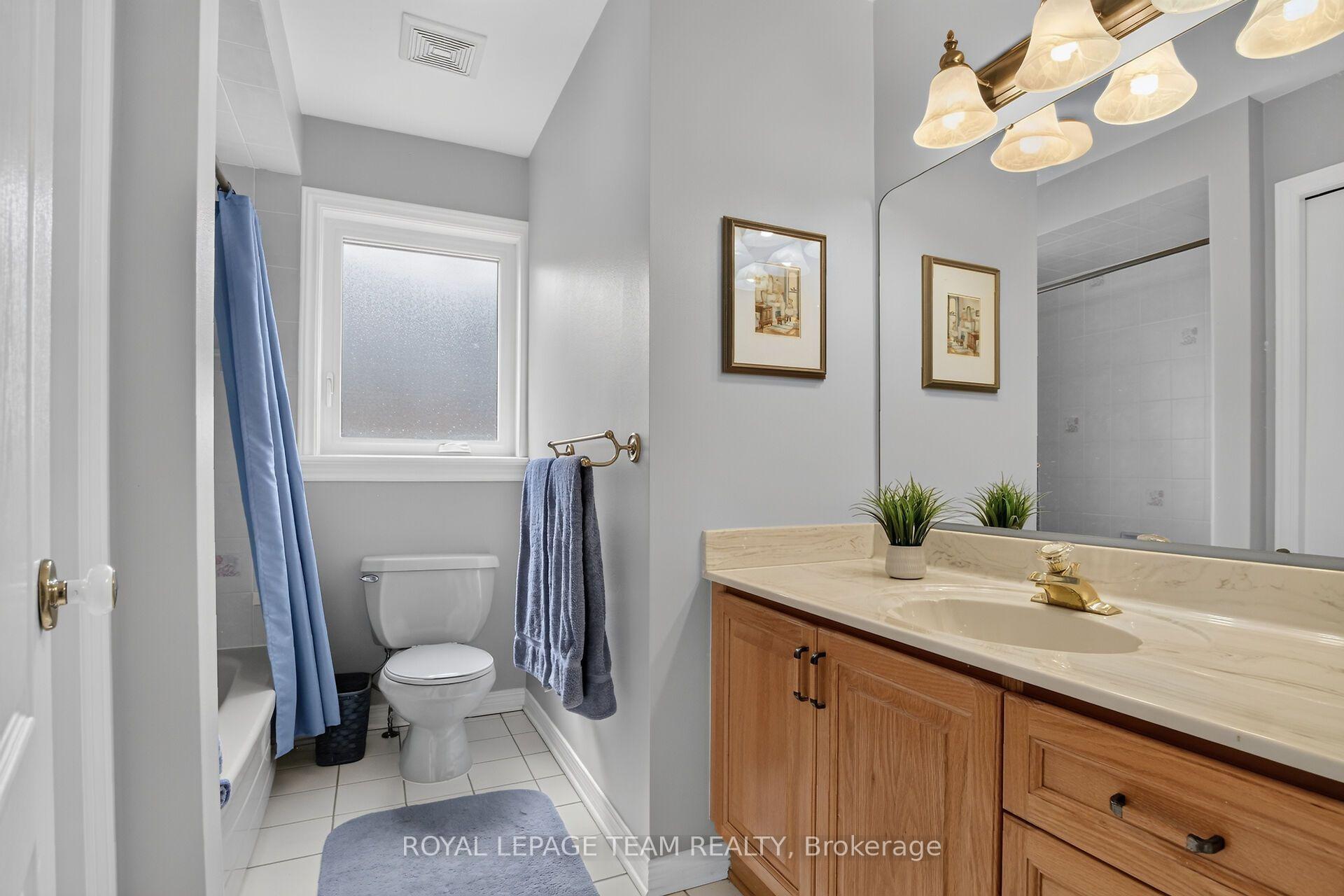 Photo 38 of 19 Slade Crescent, Ottawa, Kanata - Kanata Lakes/Heritage Hills — HOMEH