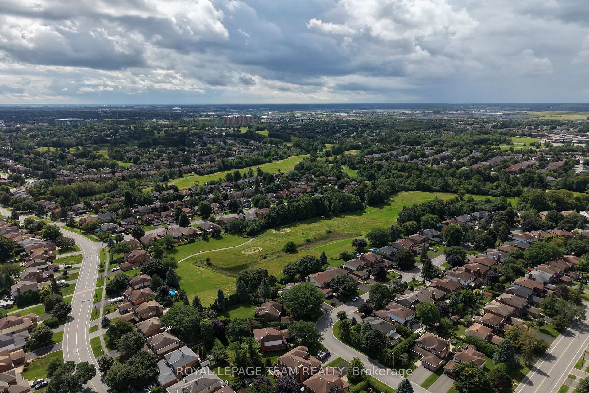 Photo 49 of 19 Slade Crescent, Ottawa, Kanata - Kanata Lakes/Heritage Hills — HOMEH