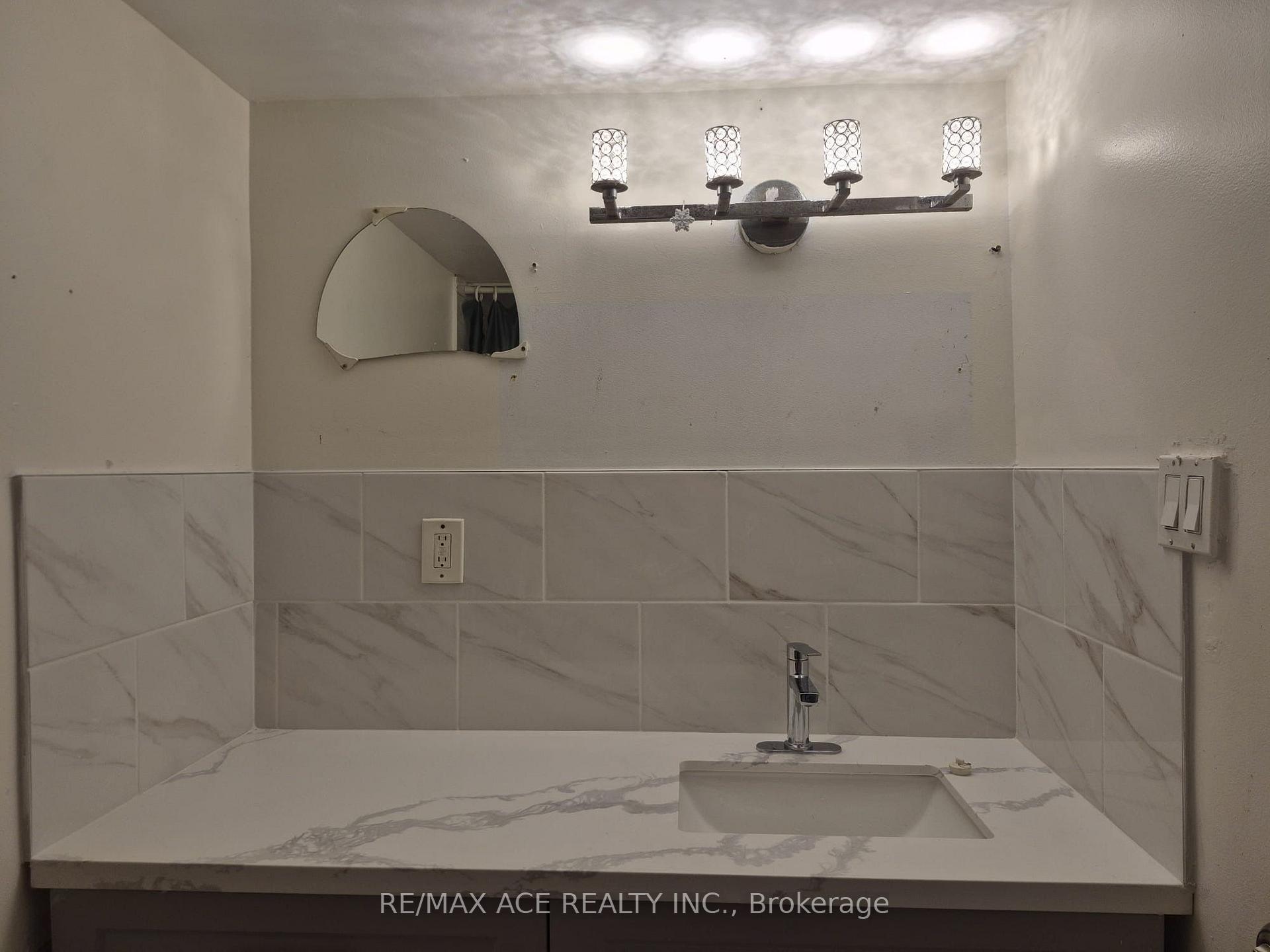 Photo 16 of Unit 608, 3420 Eglinton Avenue E, Scarborough, Scarborough Village — HOMEH