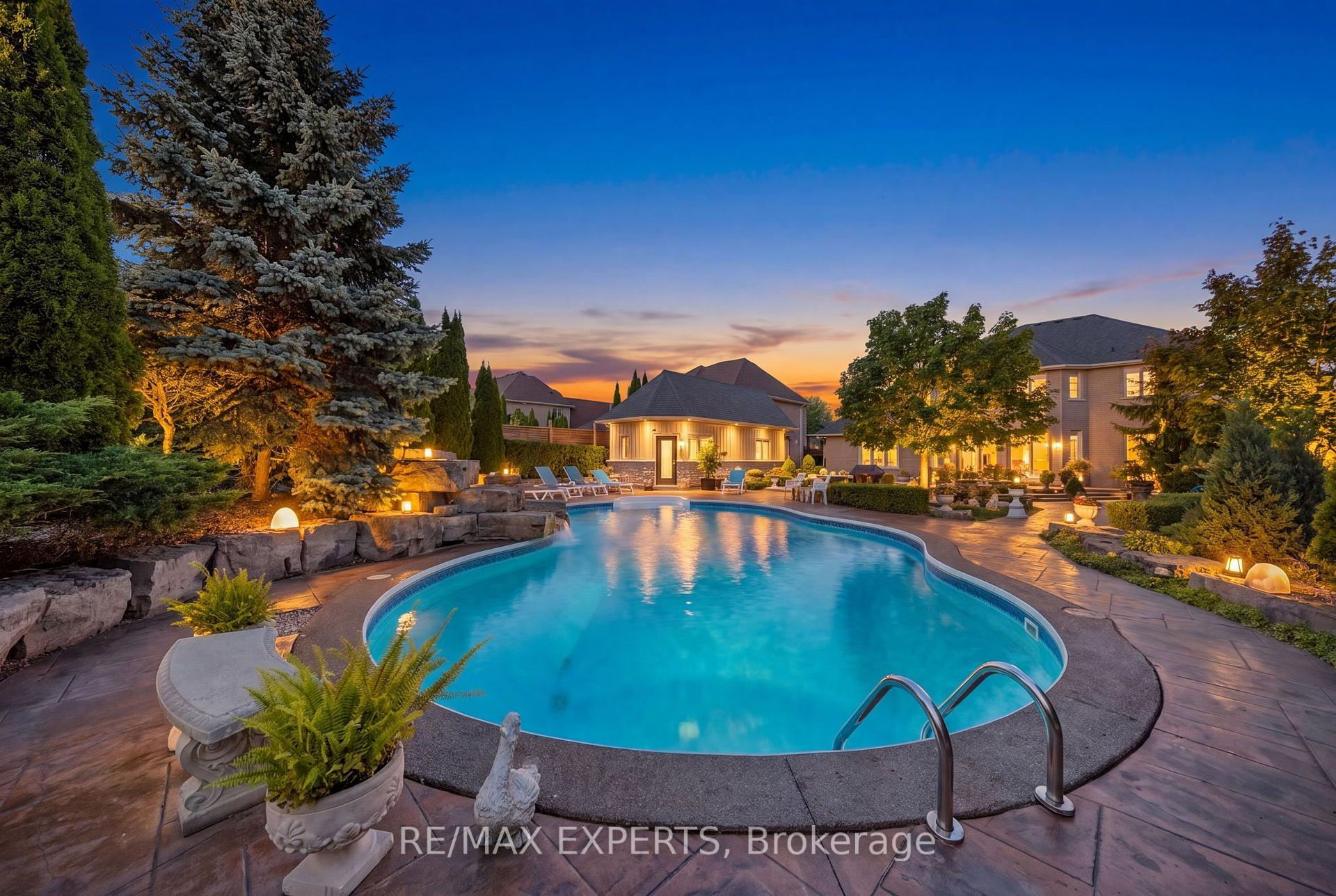 Photo 1 of 91 Hunterwood Chase, Vaughan, Rural Vaughan — HOMEH