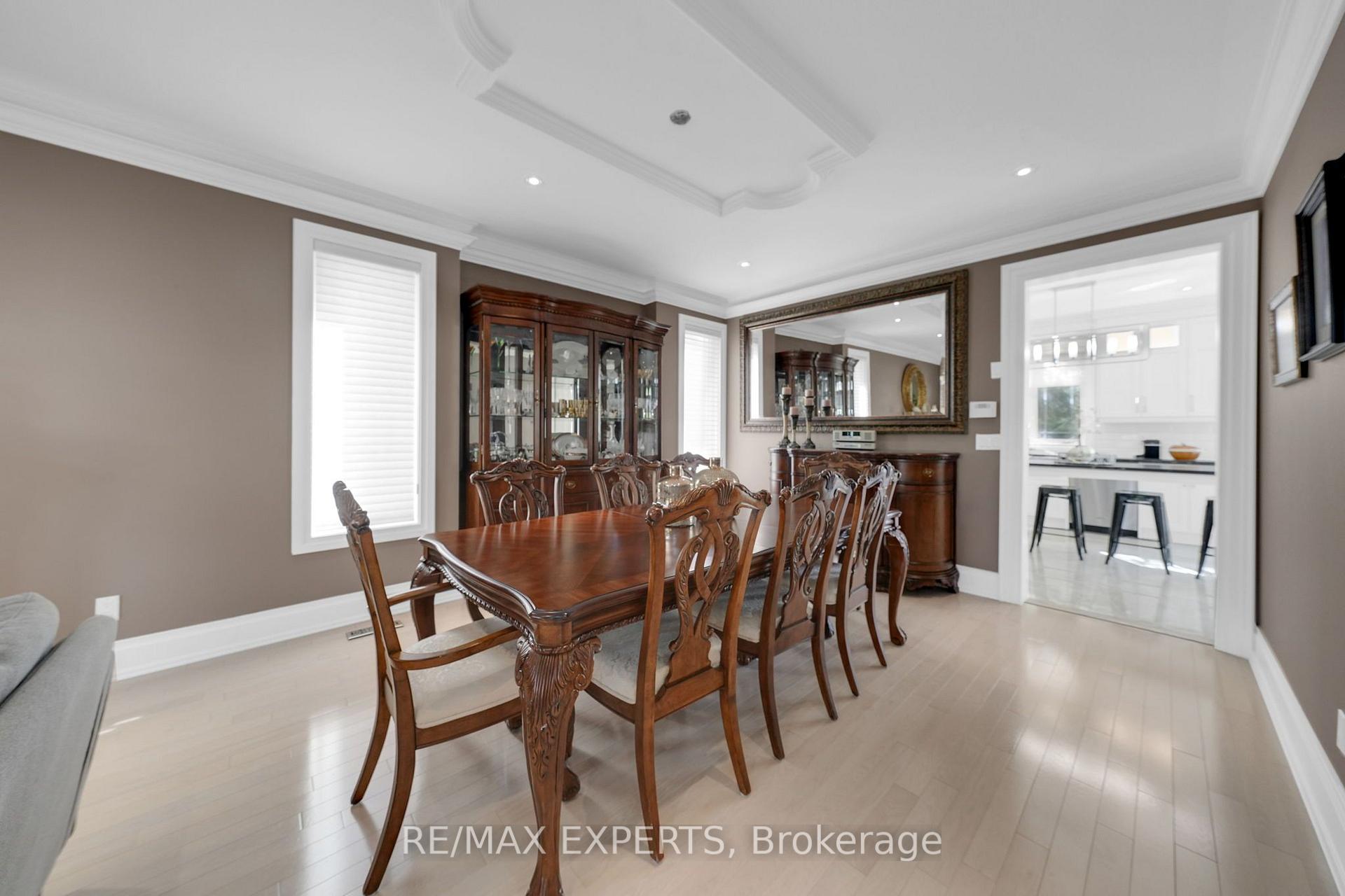 Photo 11 of 91 Hunterwood Chase, Vaughan, Rural Vaughan — HOMEH