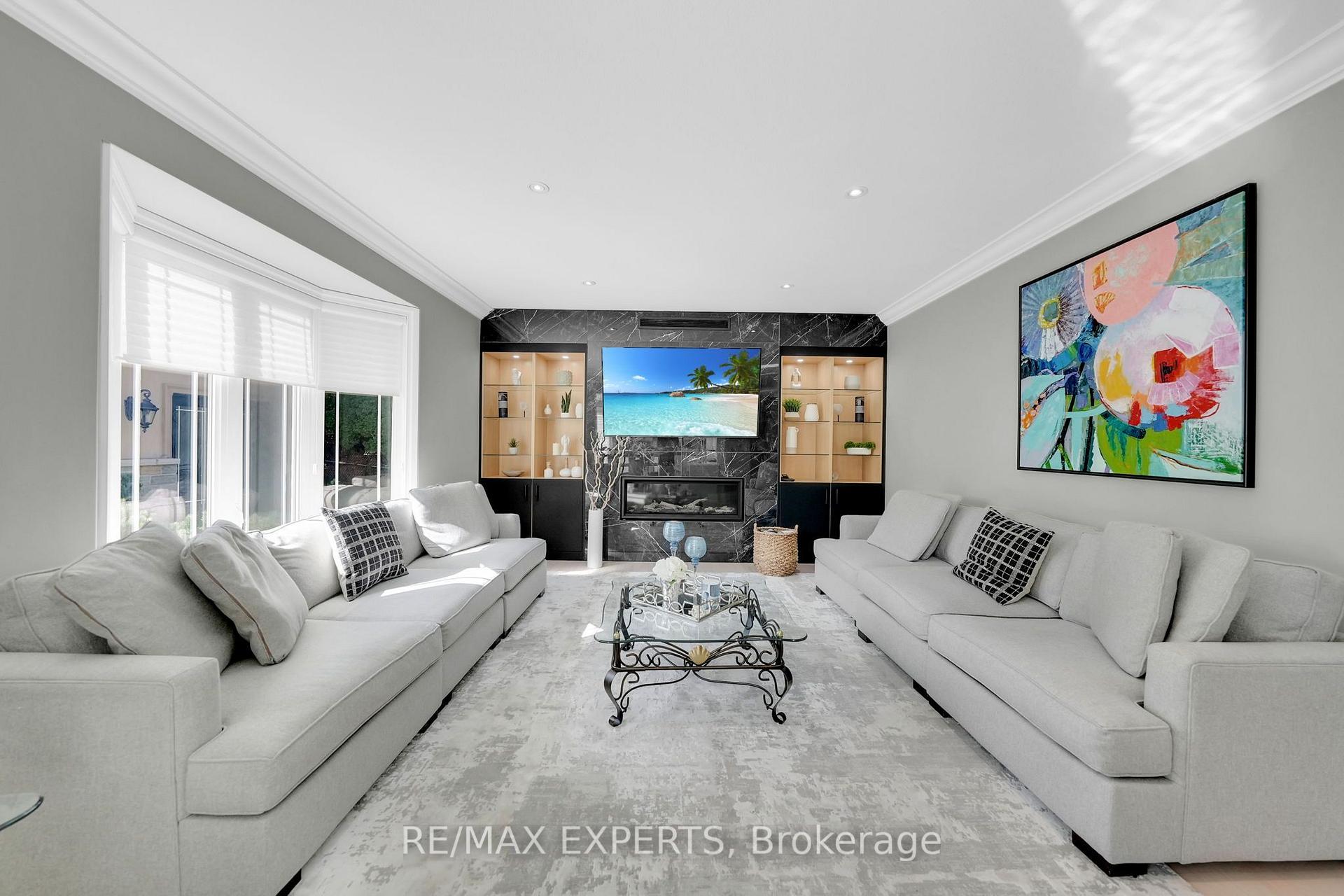 Photo 14 of 91 Hunterwood Chase, Vaughan, Rural Vaughan — HOMEH